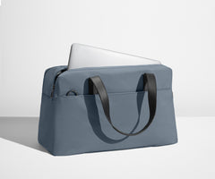The Overnight Bag in Coast Blue