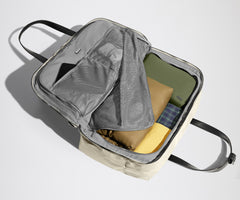 The Weekender in Salt White