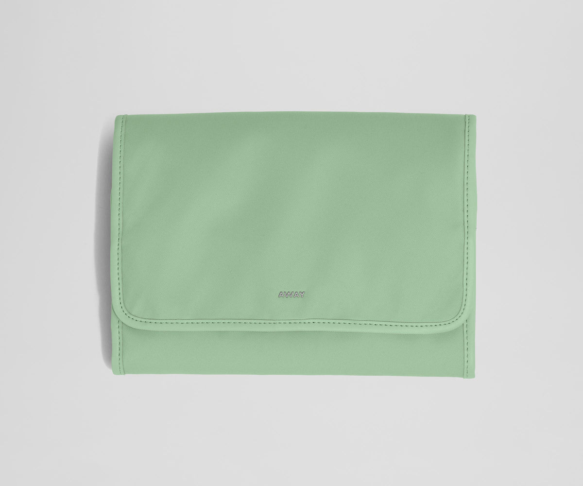 Hanging Jewelry Organizer in Sea Green