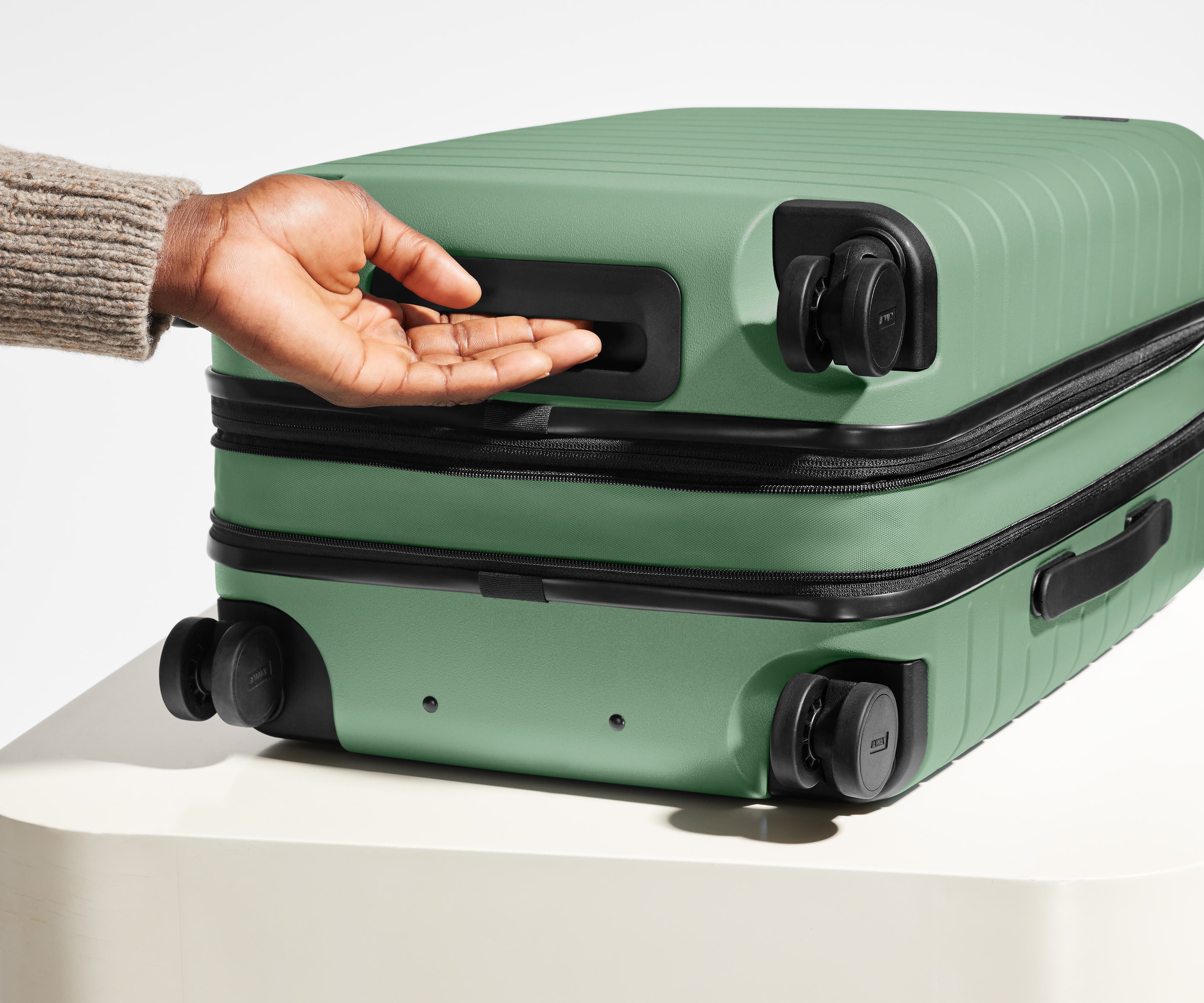 The Bigger Carry-On Flex in Sea Green