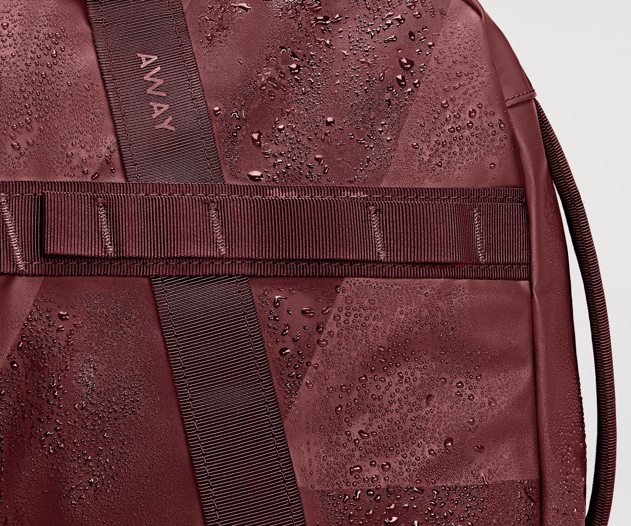 Active Duffle 70L in Burgundy Red