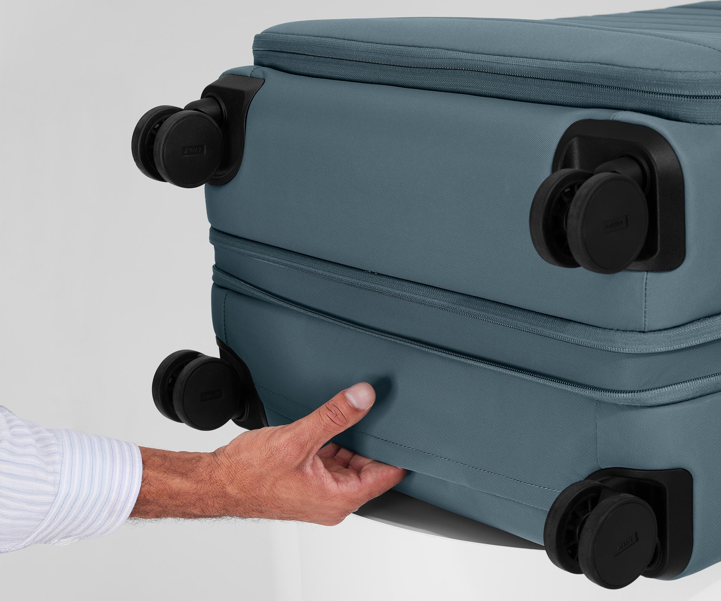 The Softside Large in Coast Blue