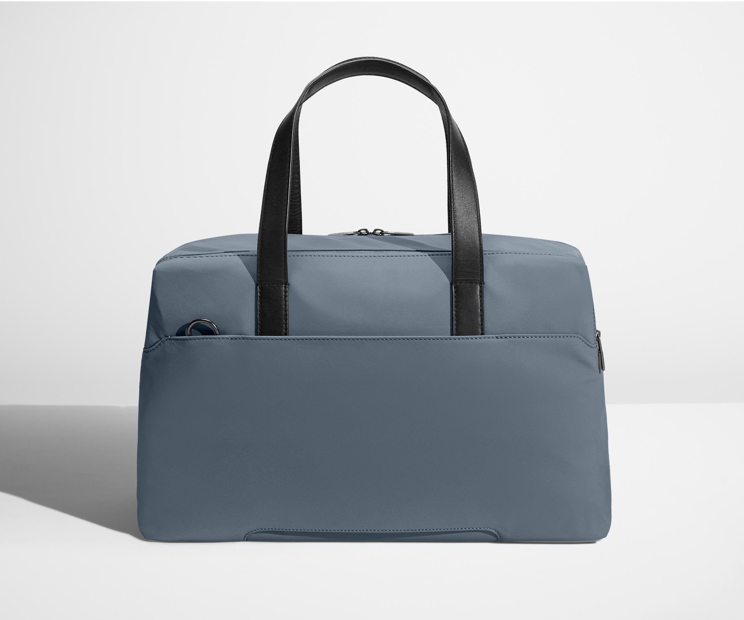The Overnight Bag in Coast Blue