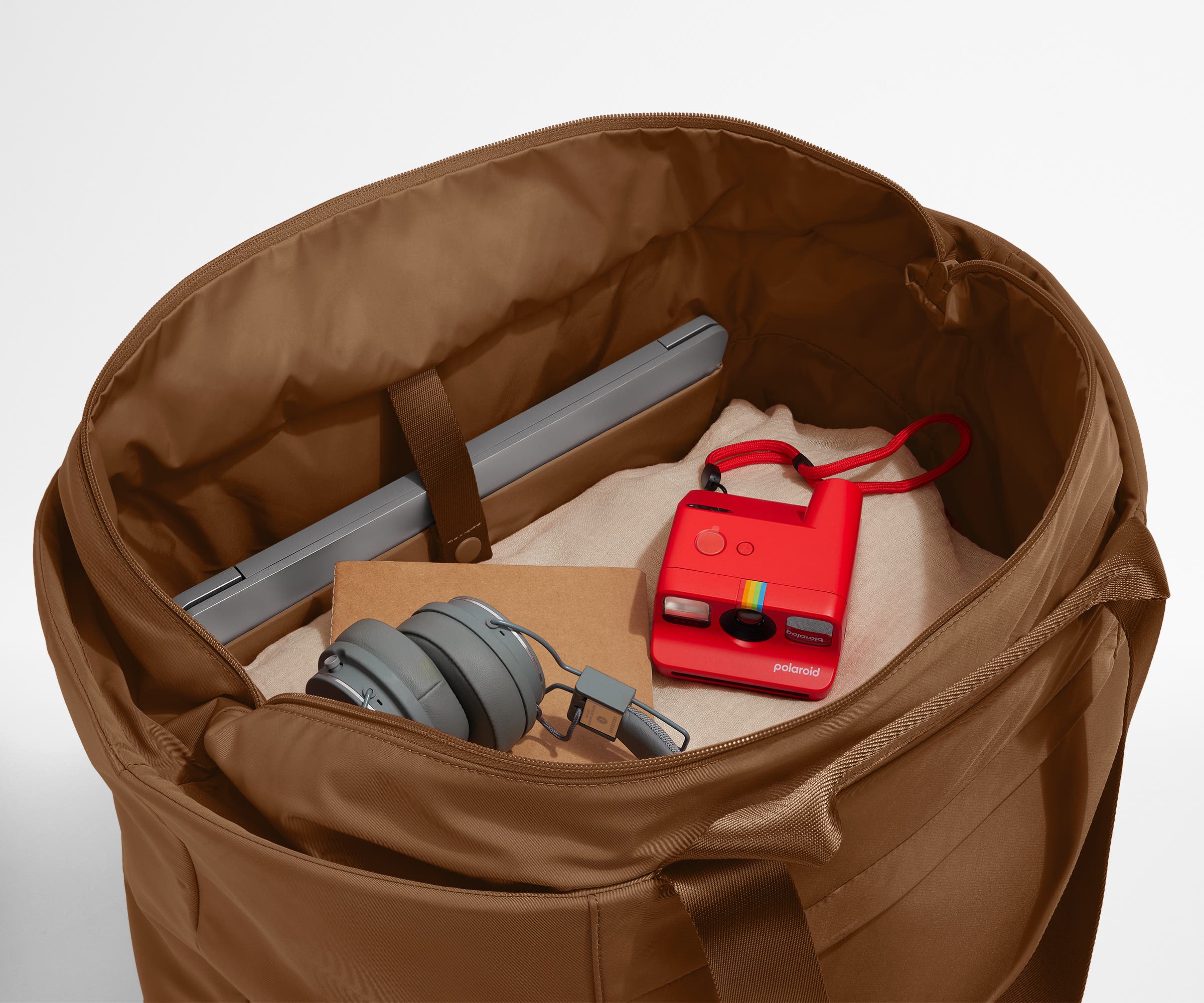 Large Featherlight Tote in Amaro Brown