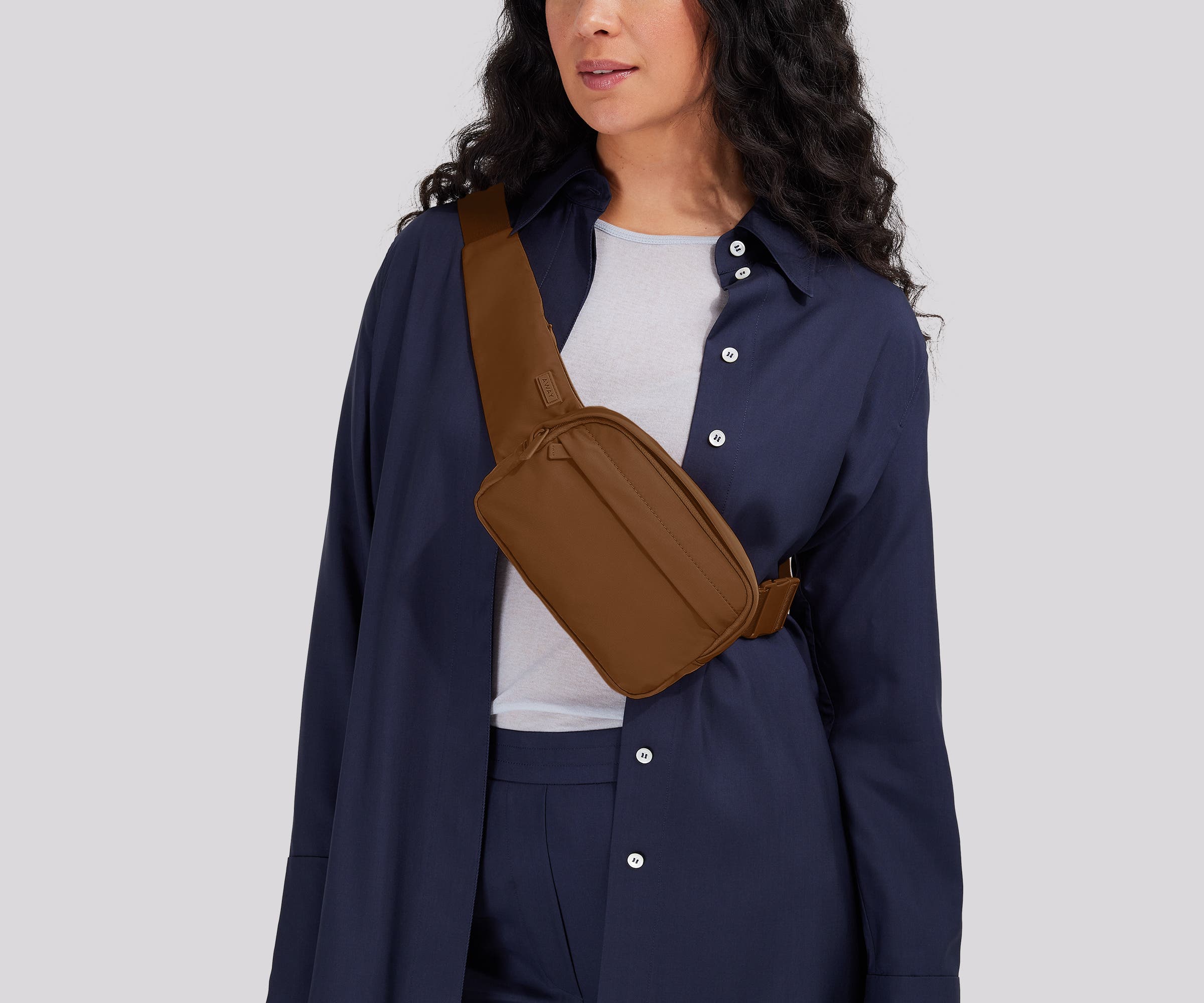 Featherlight Sling Bag in Amaro Brown