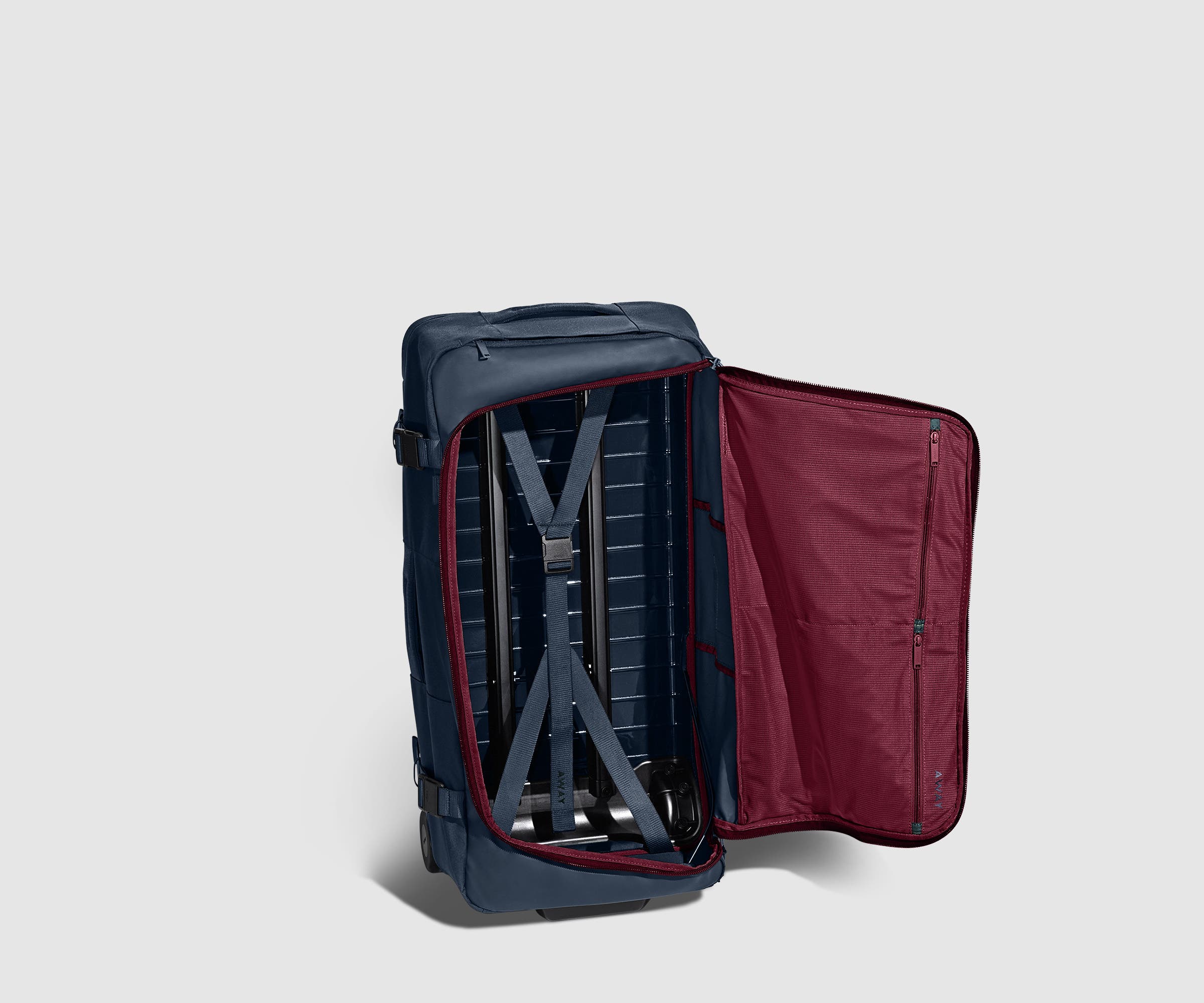 Active Rolling Duffle 85L in Navy Blue