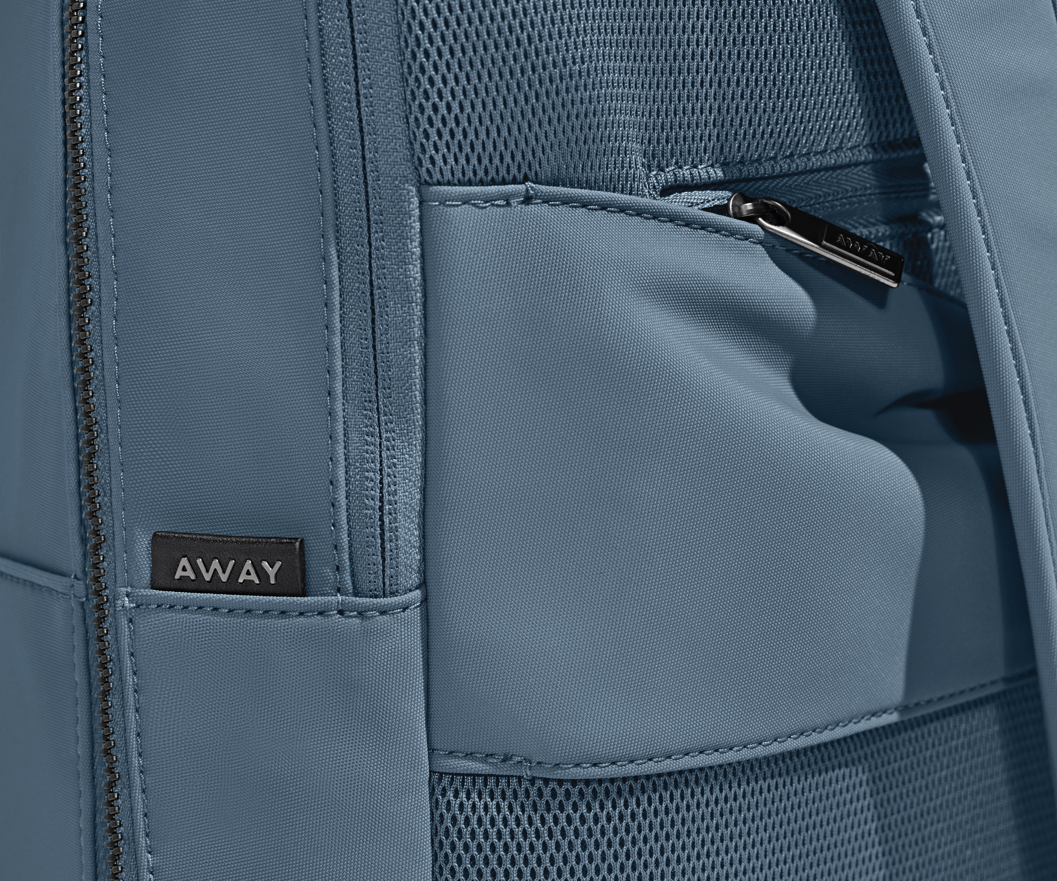 The Everywhere Zip Backpack in Coast Blue