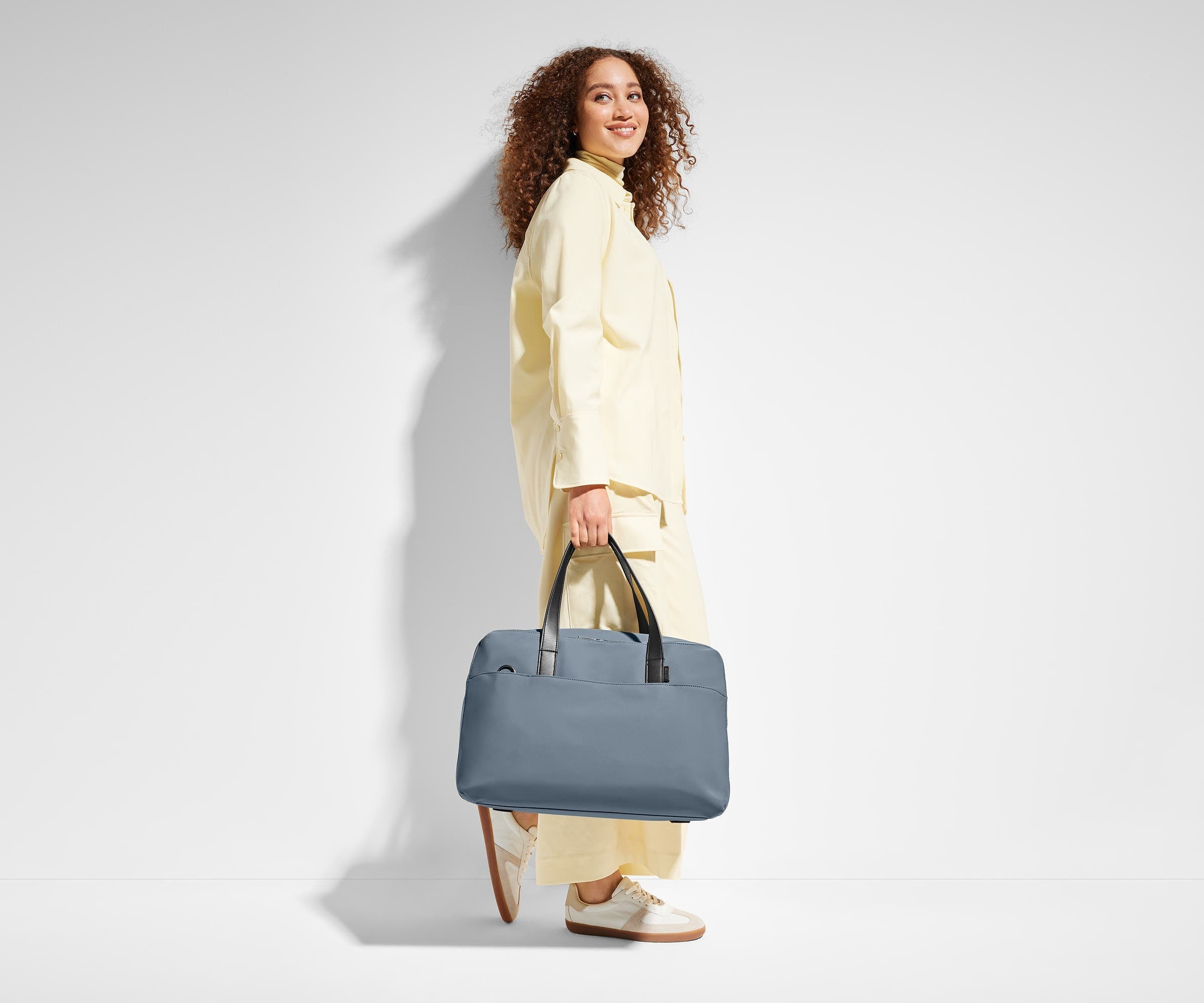 The Overnight Bag in Olive Green