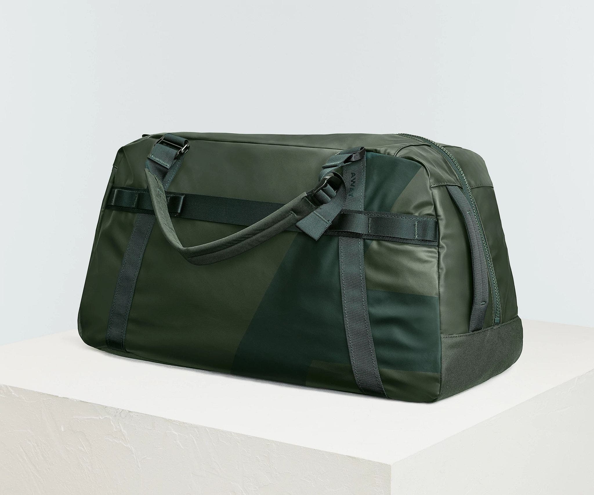 Active Duffle 55L in Forest Green