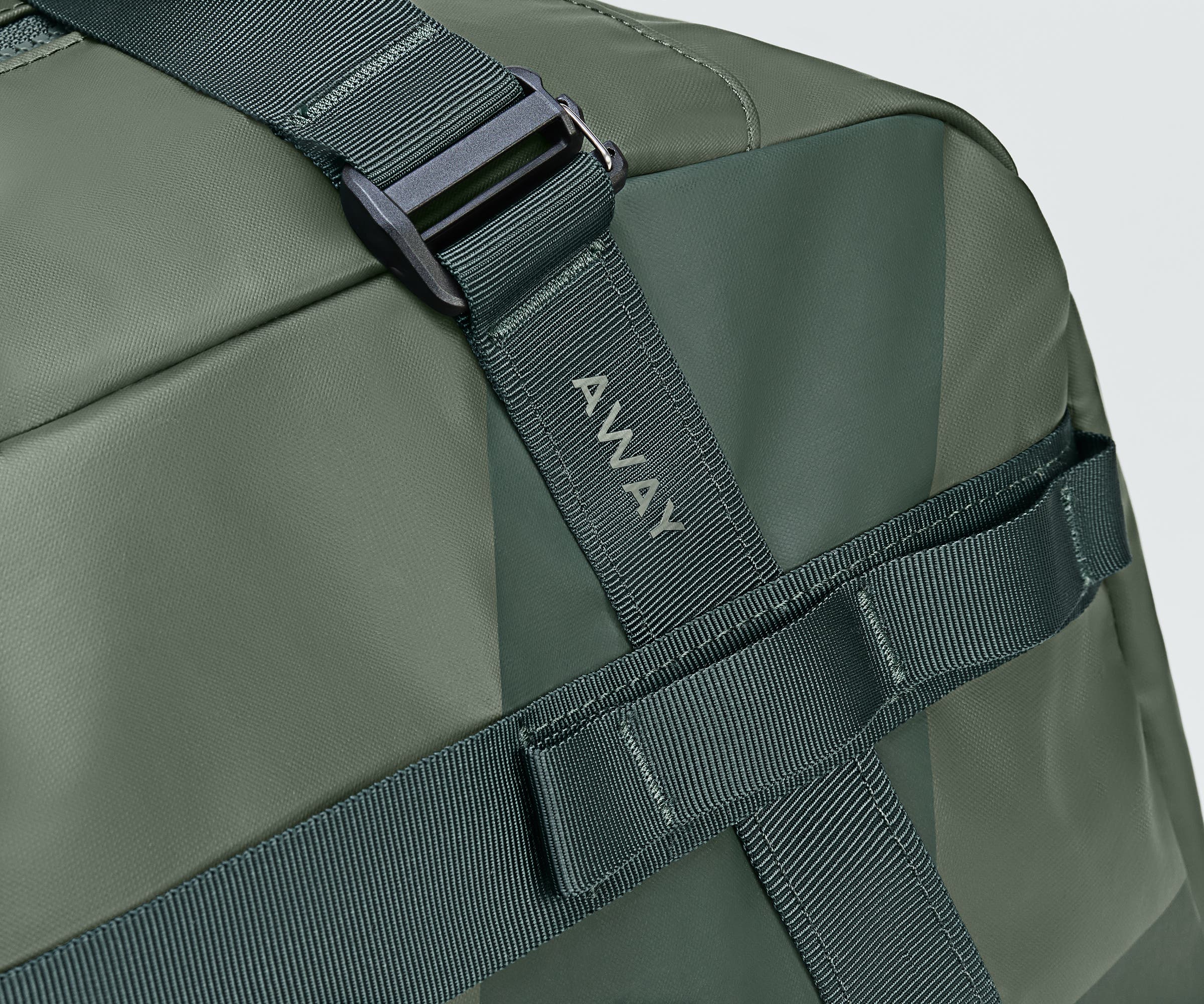 Active Duffle 55L in Forest Green