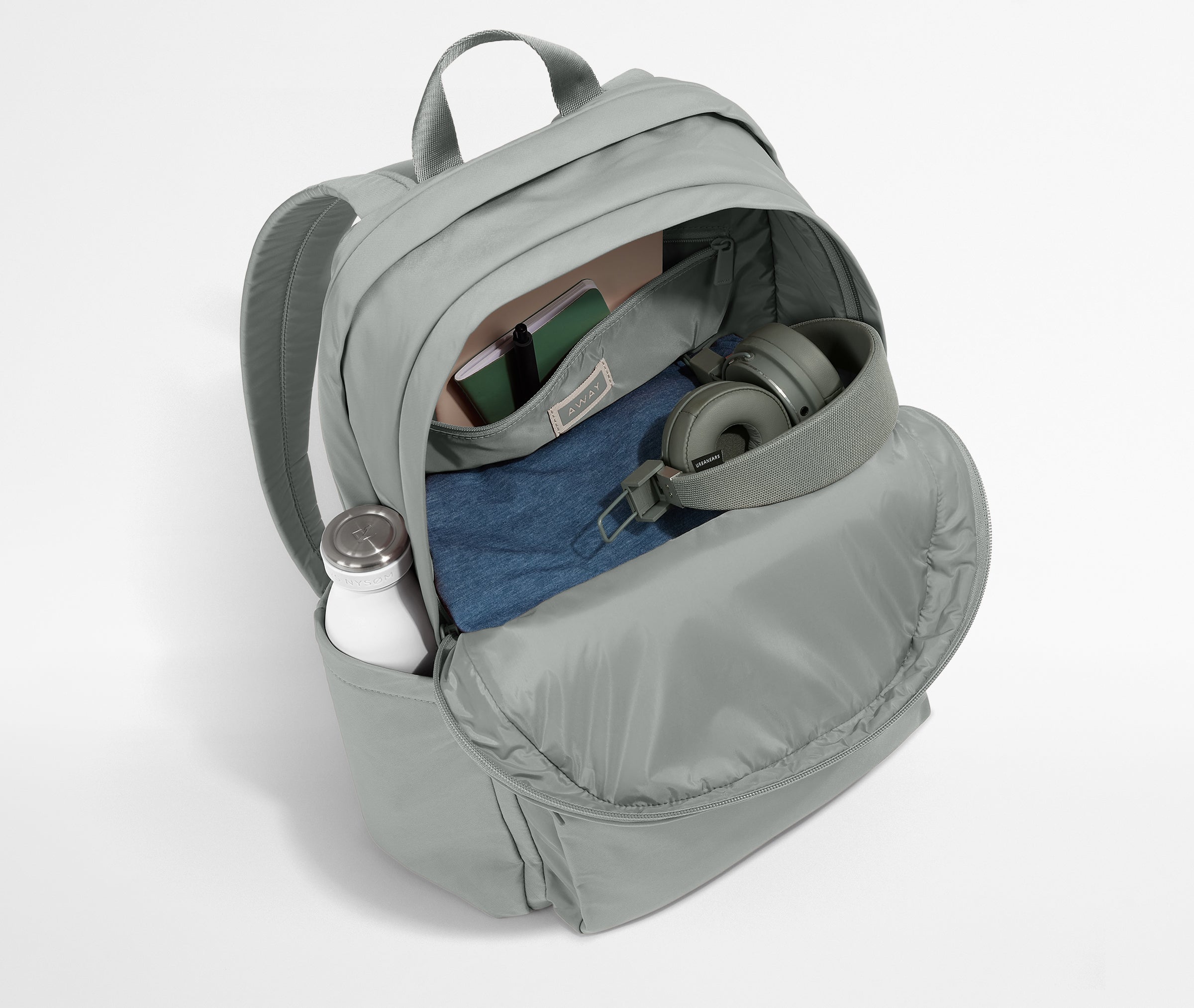 Large Featherlight Backpack in Nordic Gray