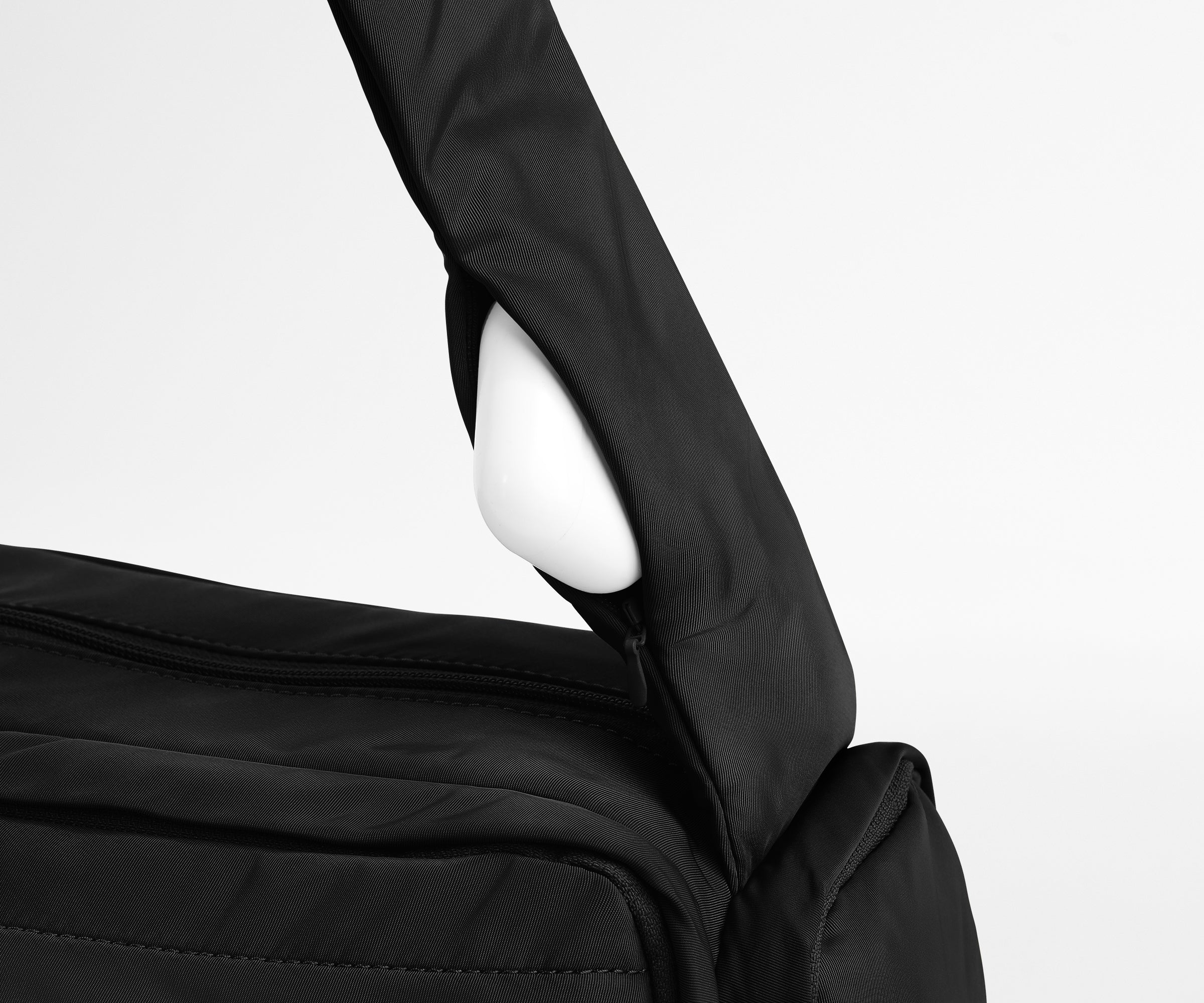 Featherlight Cargo Pack in Jet Black