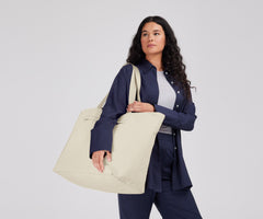 Large Featherlight Tote in Salt White