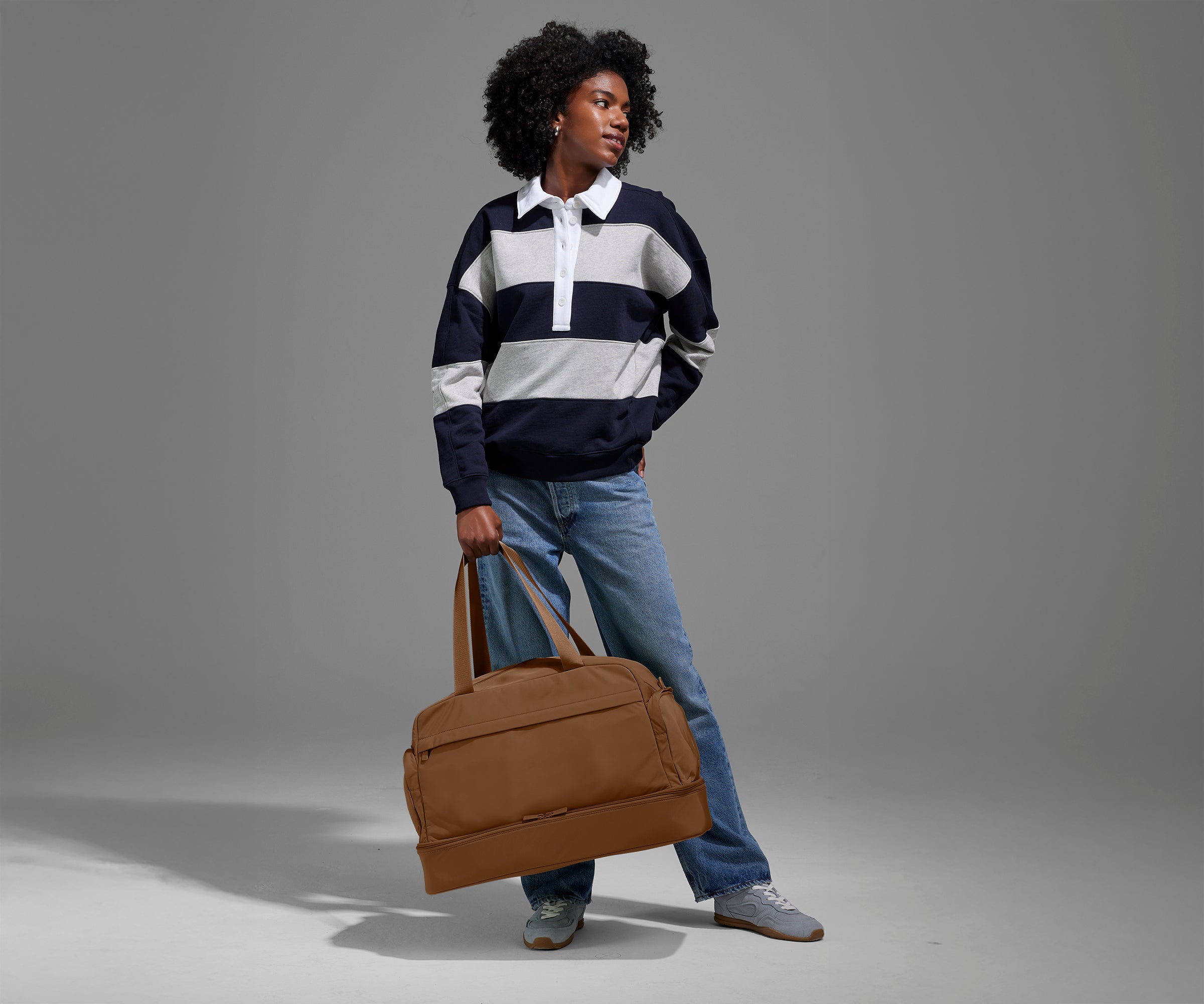 Featherlight Weekender in Amaro Brown