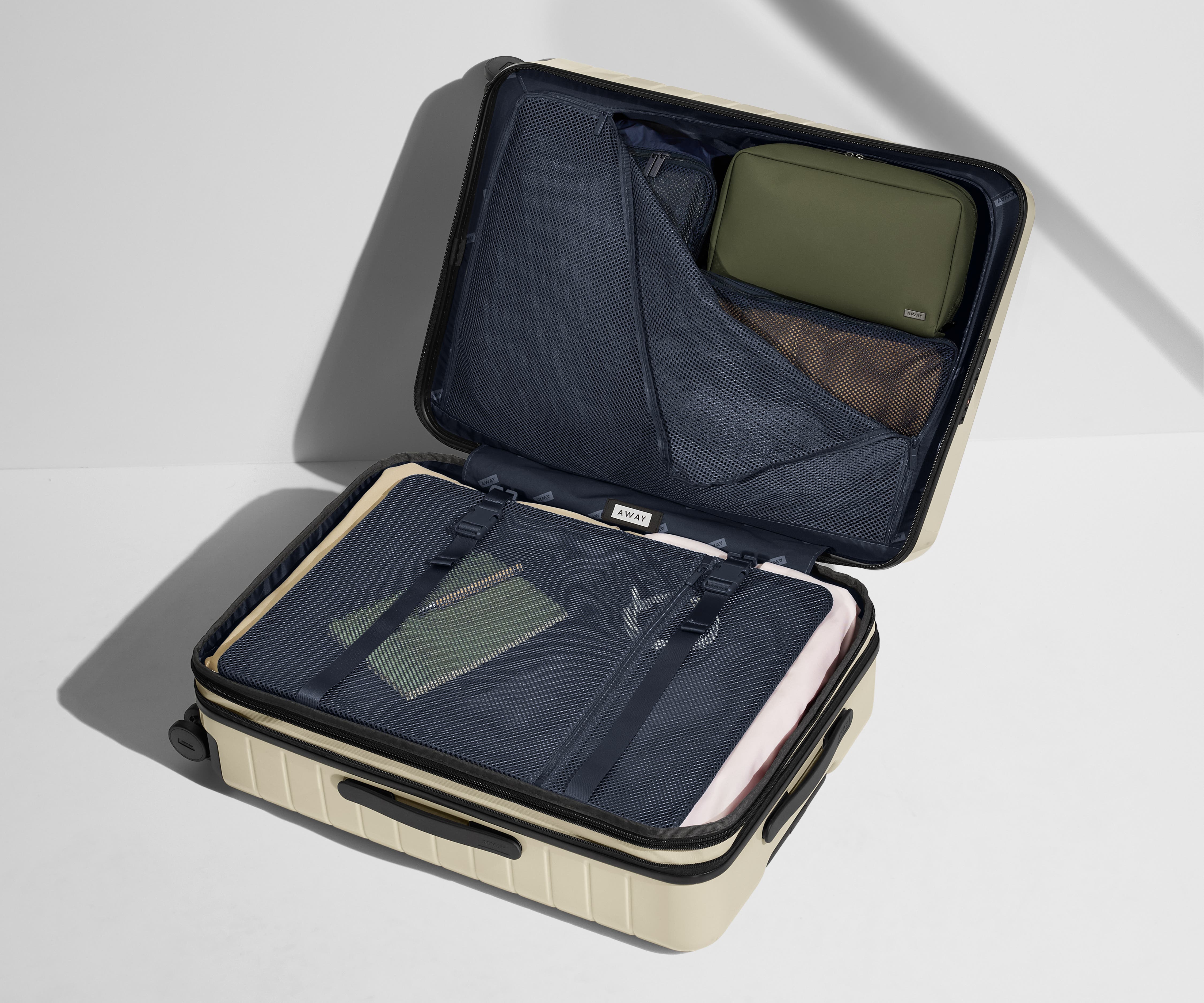 The Medium Flex in Salt White (Gloss)