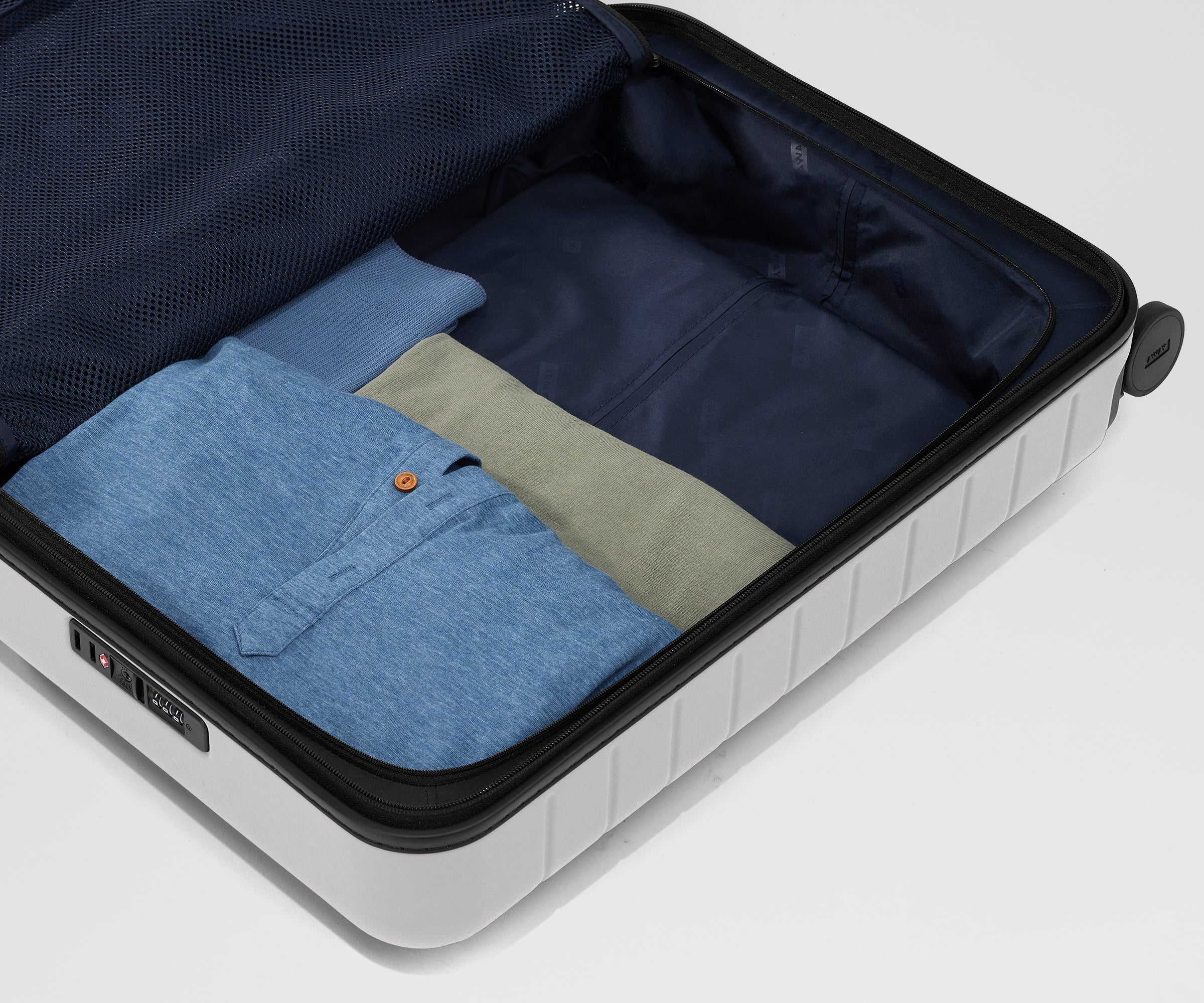 The Executive Bigger Carry-On in Cloud Gray