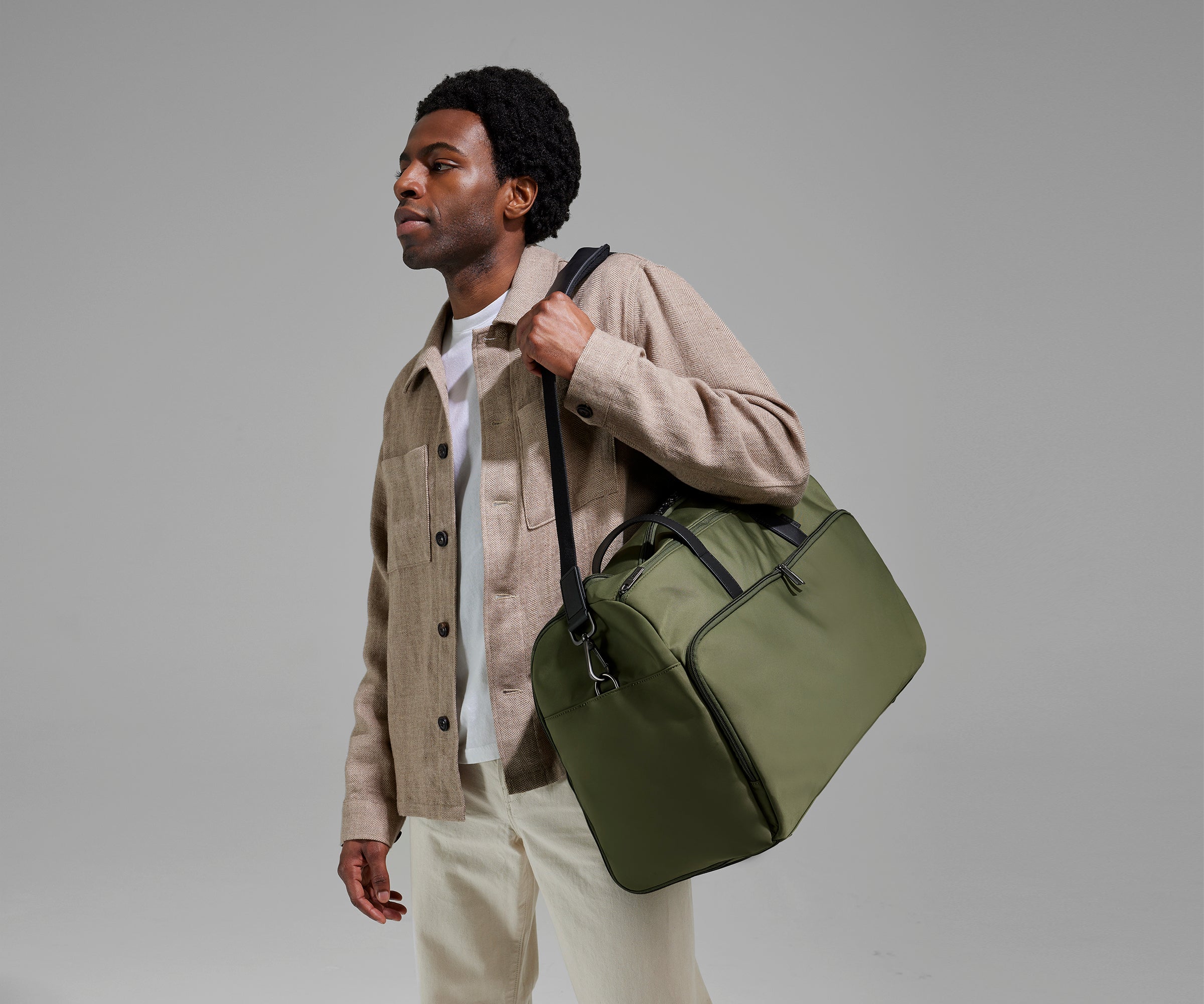 Garment Duffle in Olive Green