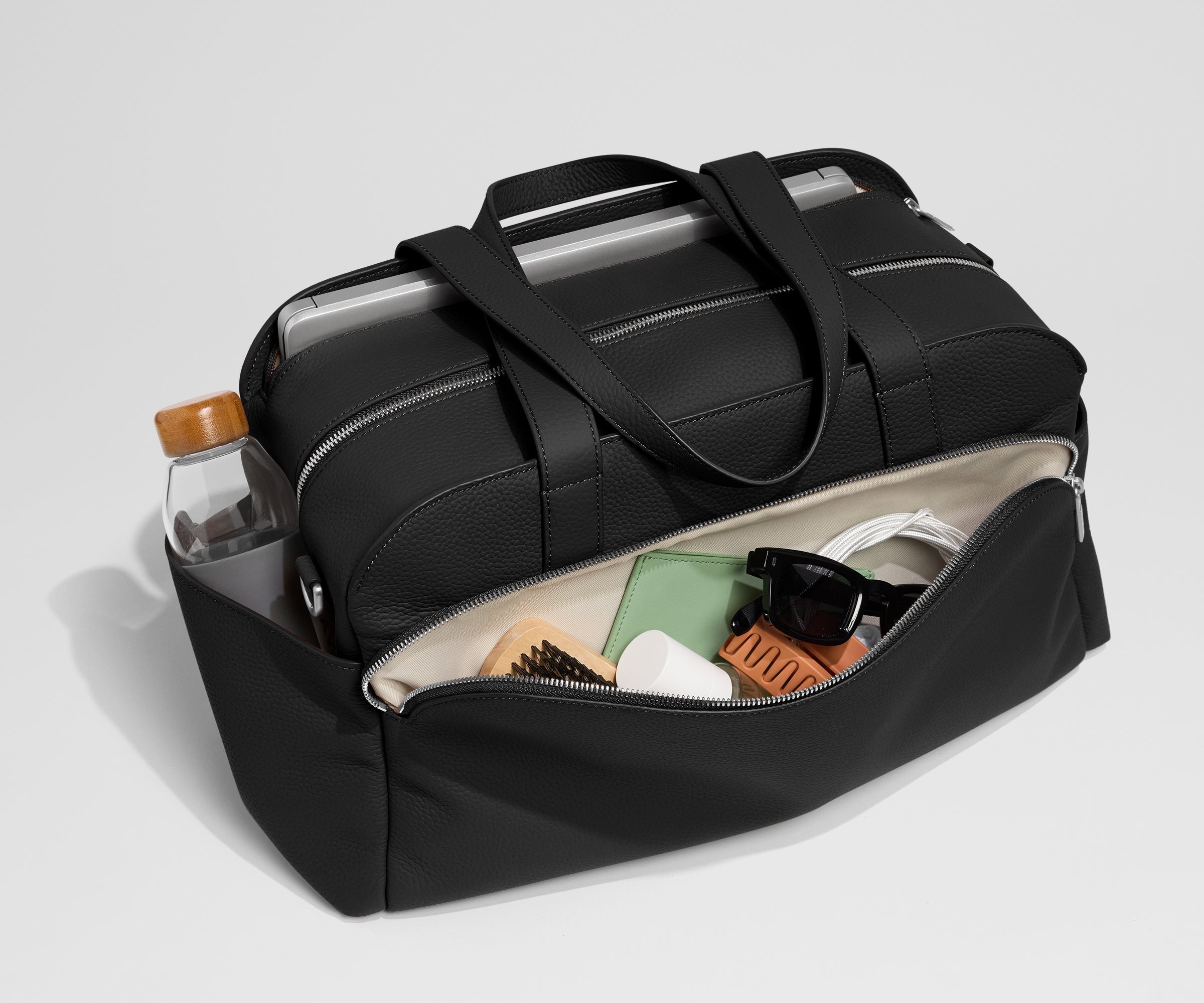 Leather Duffle in Jet Black