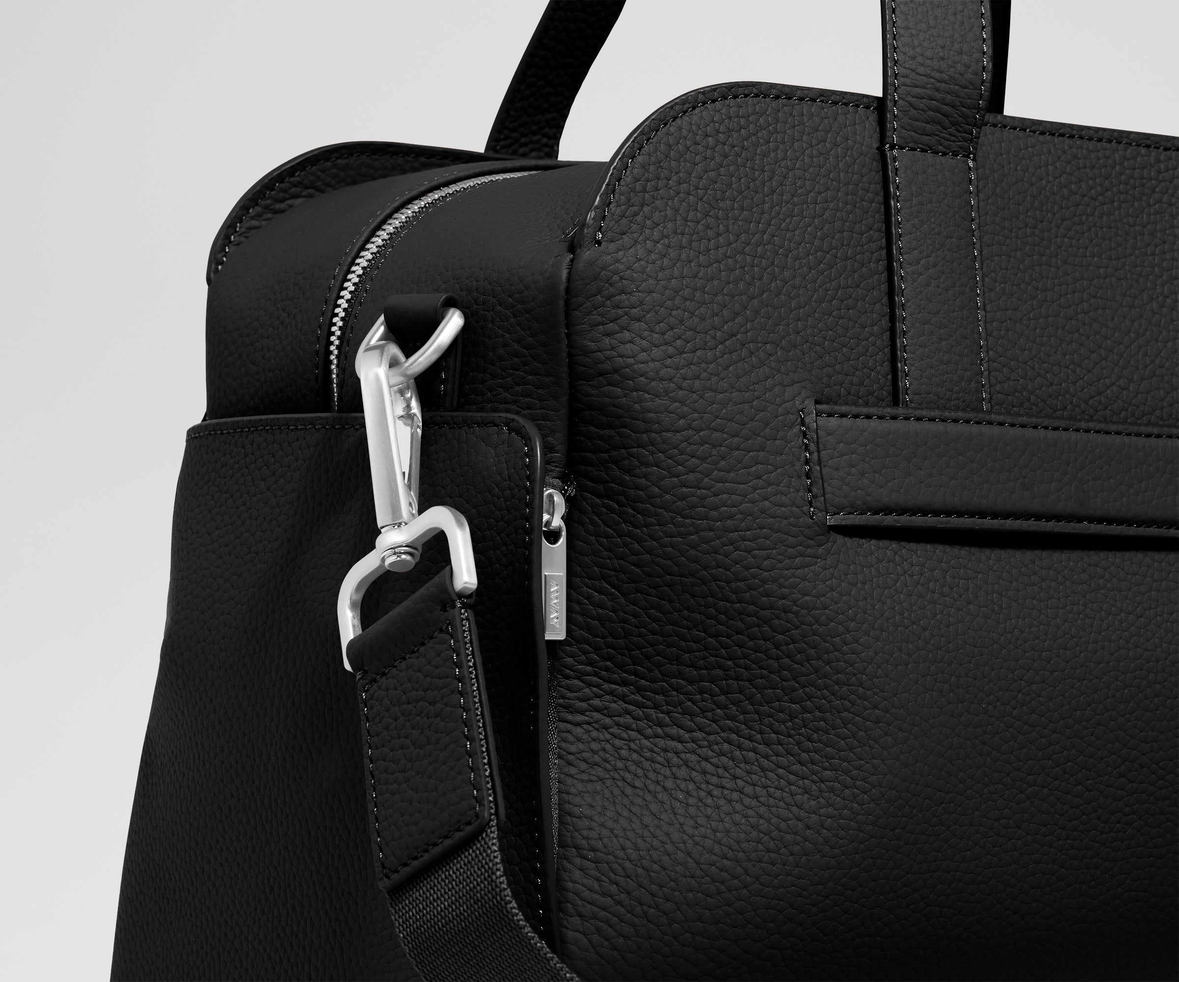Leather Duffle in Jet Black