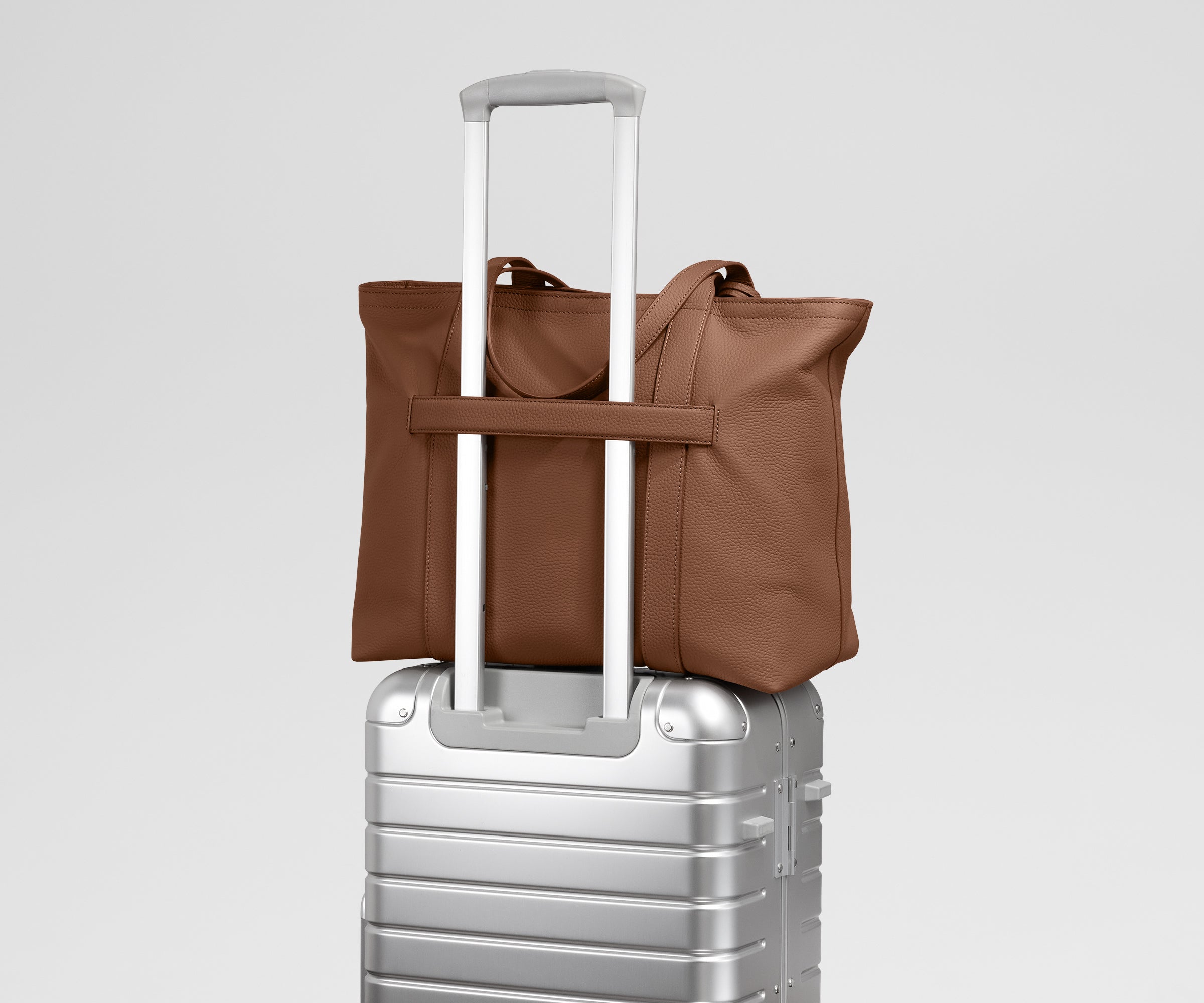 Leather Tote in Saddle Brown