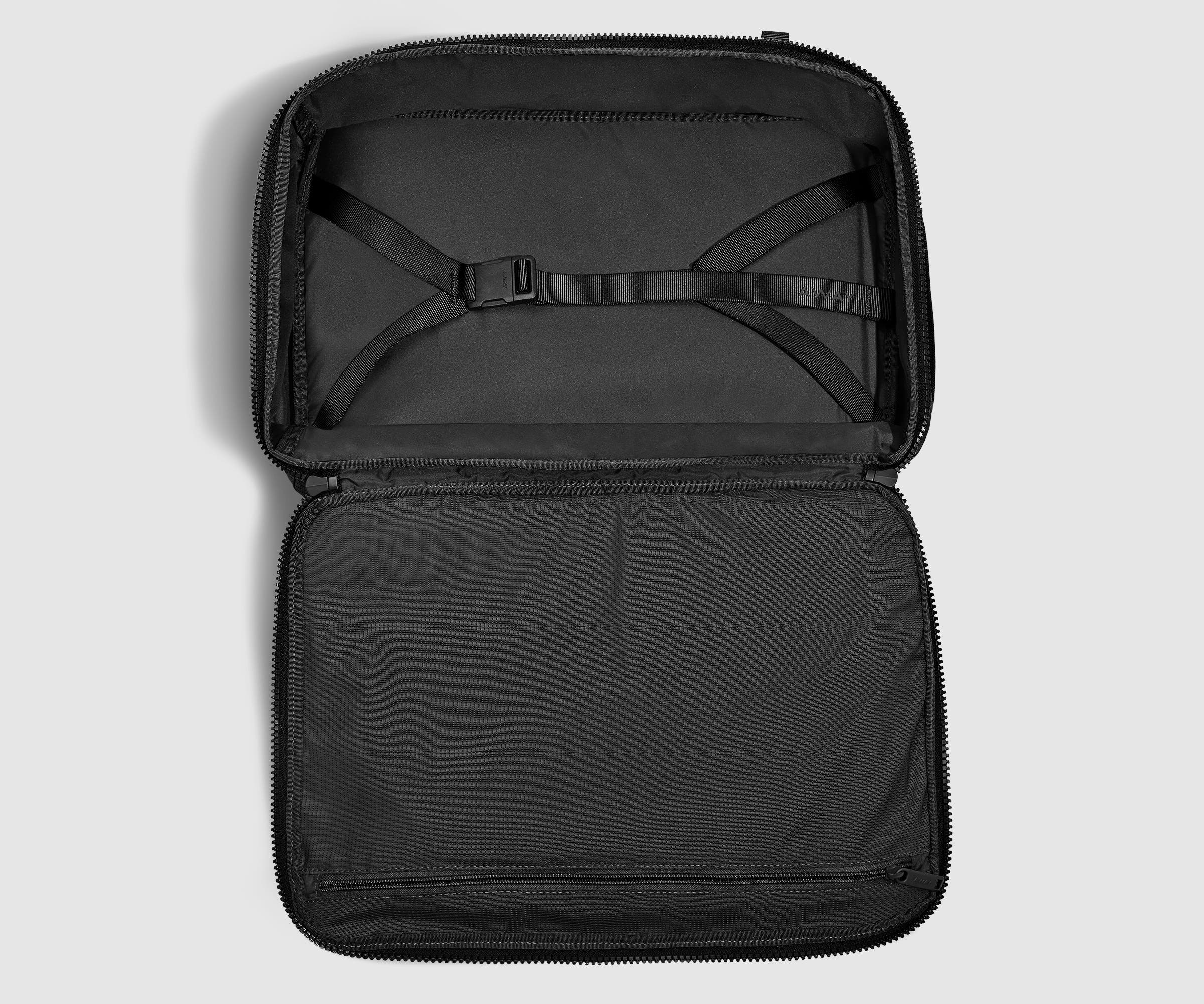 Active Convertible Backpack 25L in Jet Black