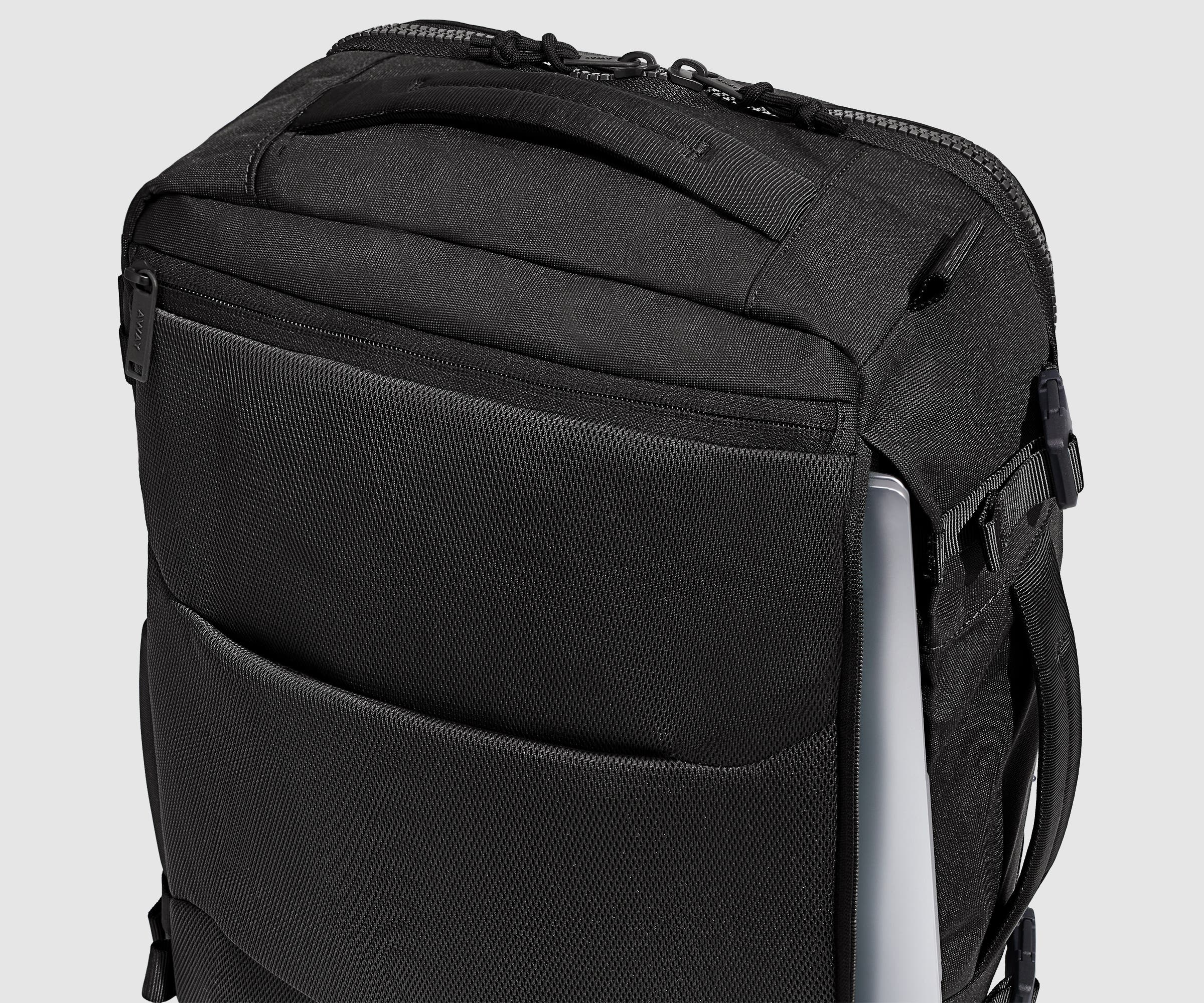 Active Convertible Backpack 25L in Jet Black