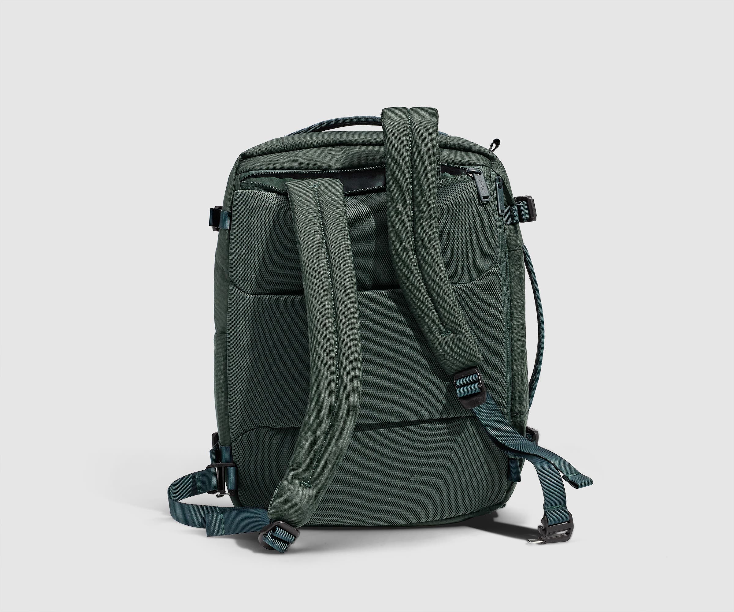 Active Convertible Backpack 25L in Forest Green