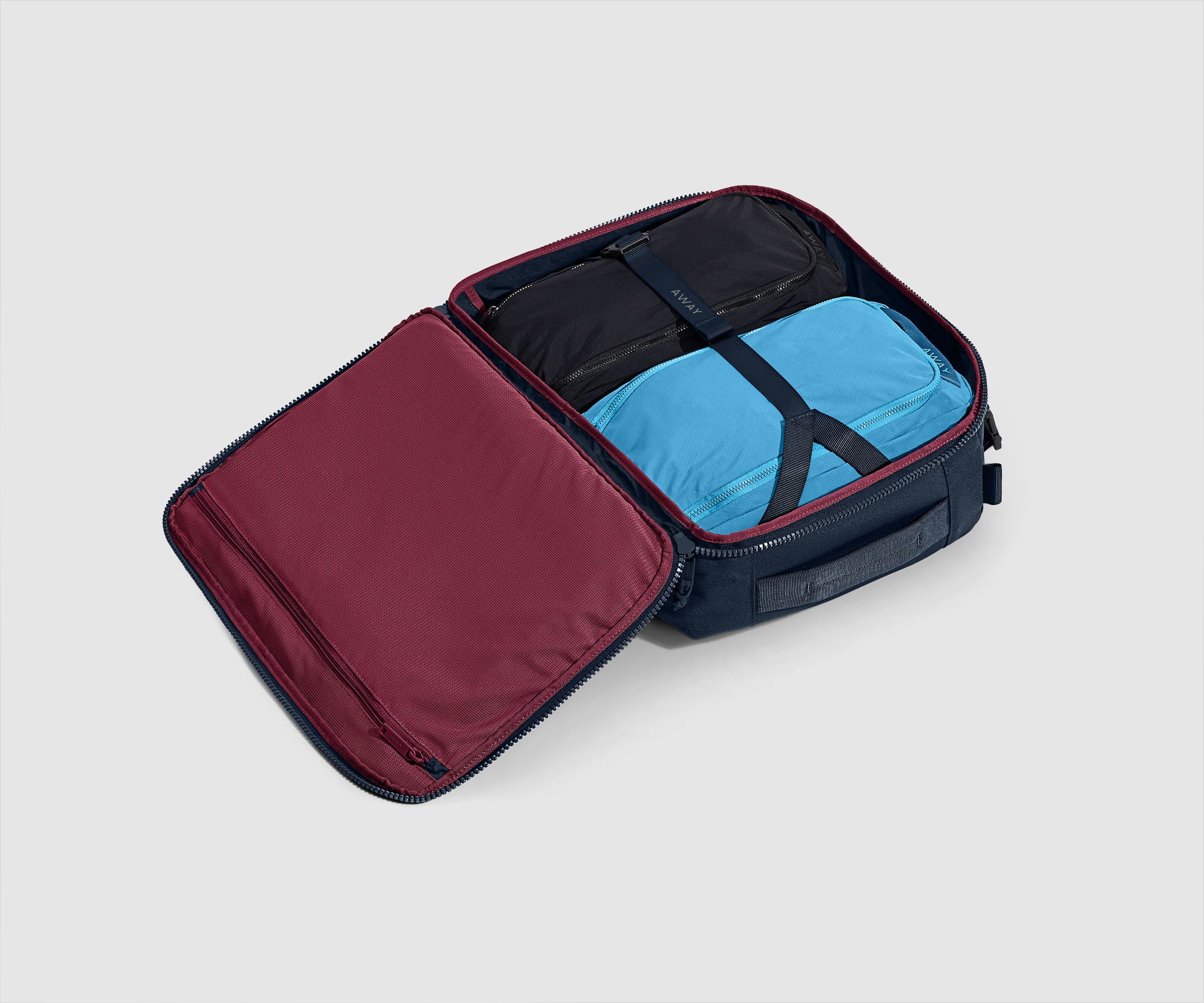 Active Convertible Backpack 25L in Navy Blue