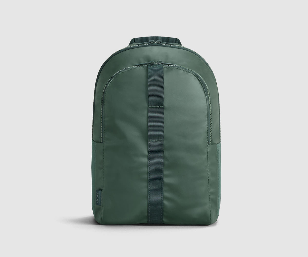 Active Backpack 26L in Forest Green