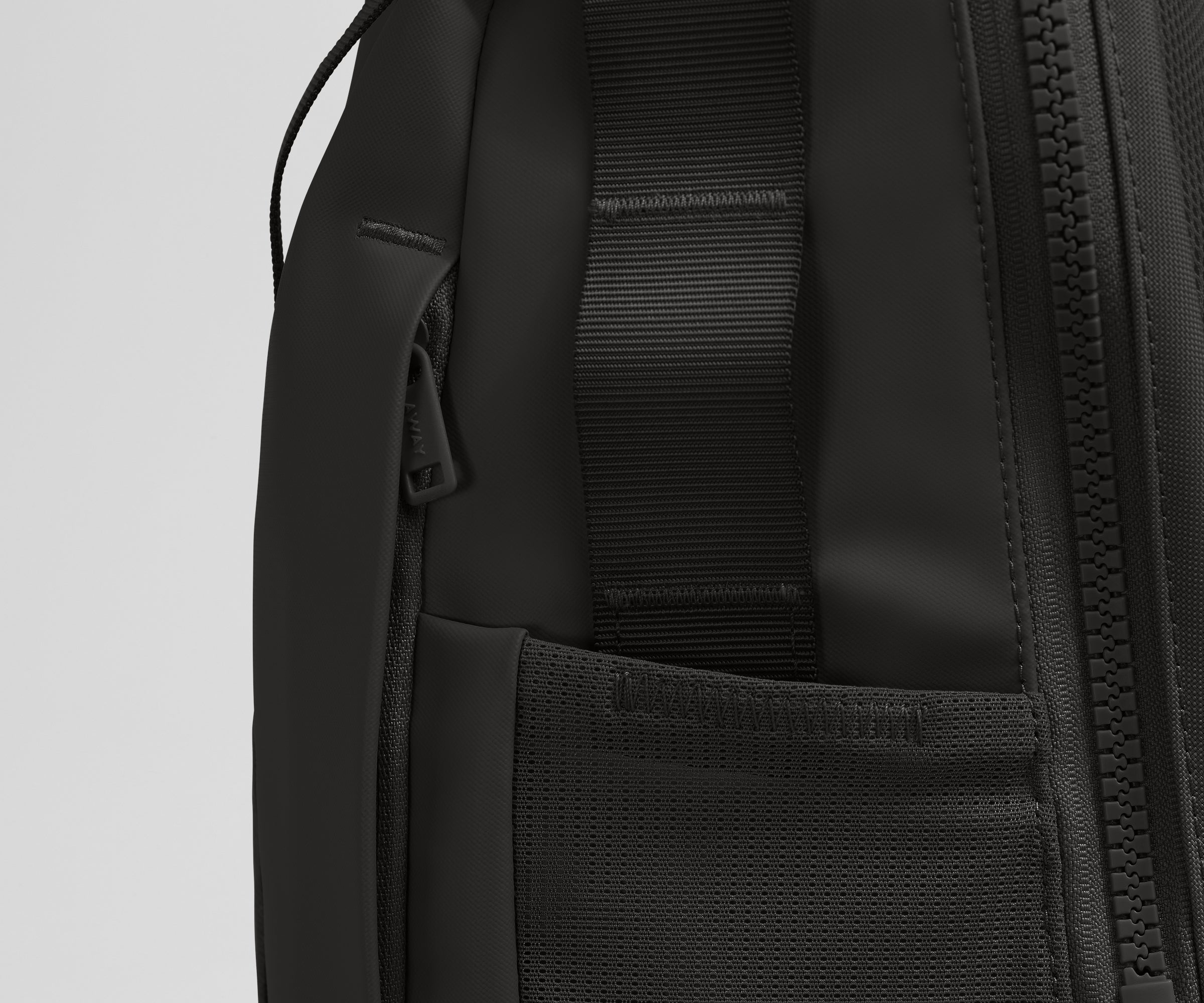 Active Daypack 20L in Jet Black