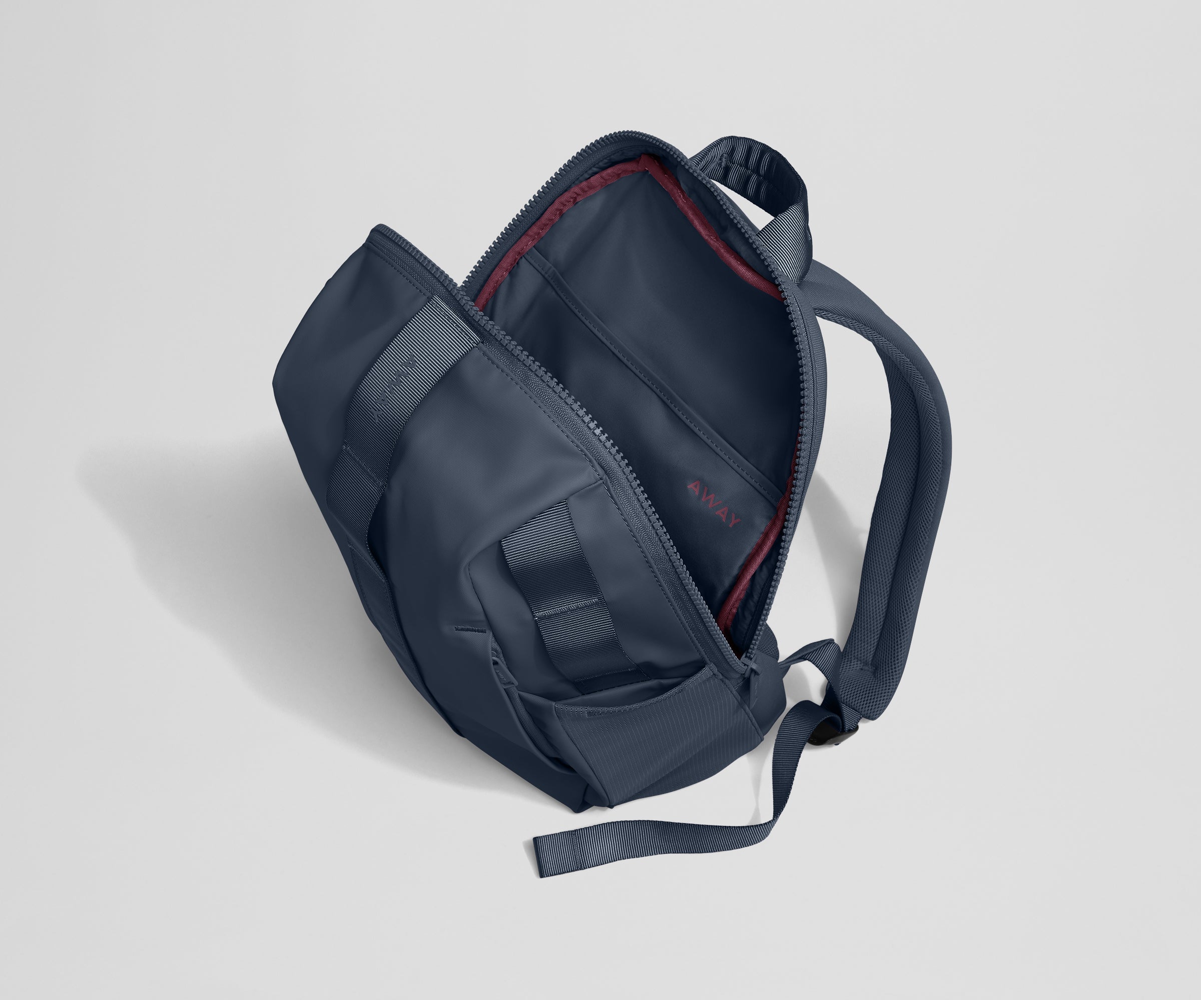 Active Daypack 20L in Navy Blue