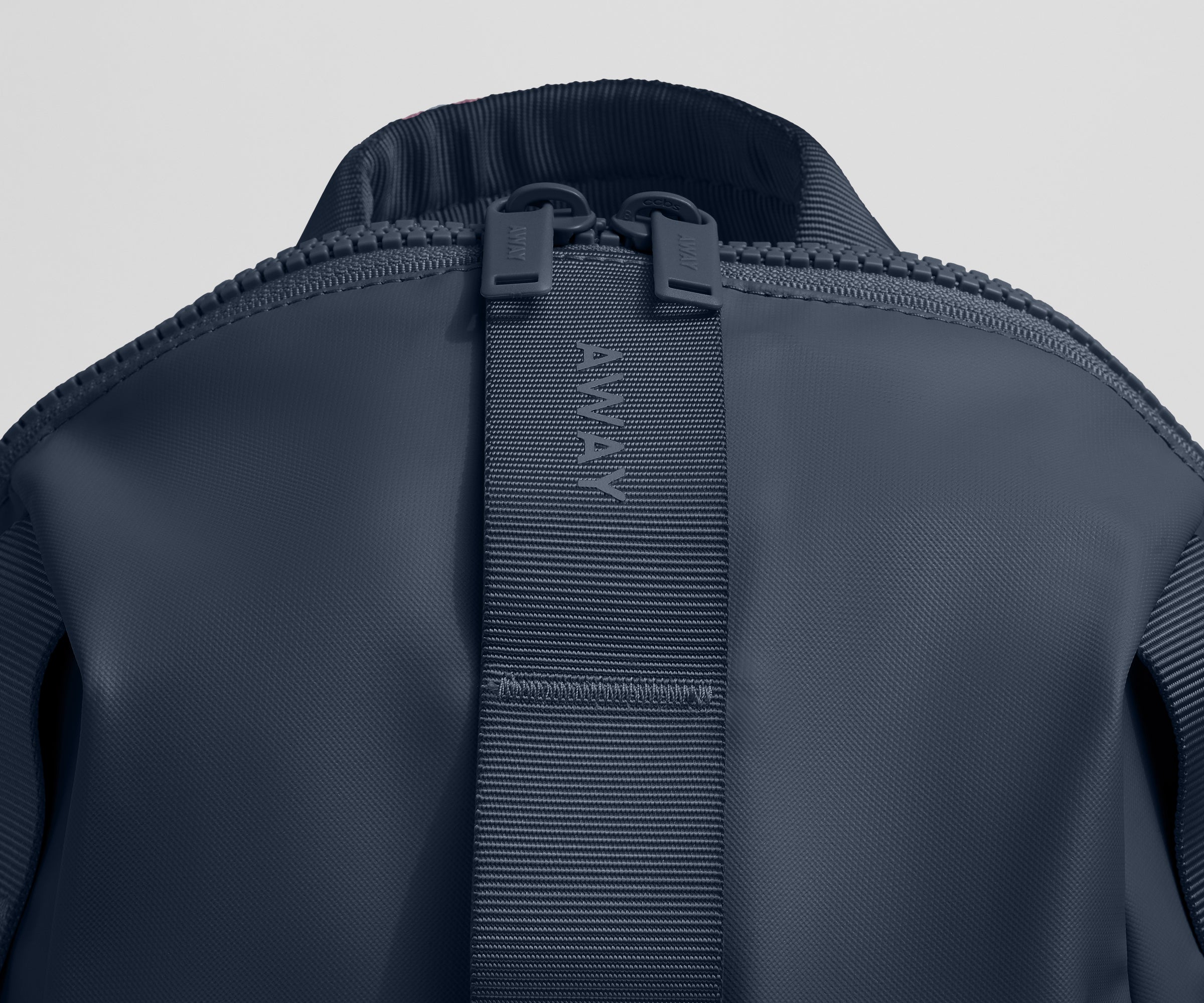 Active Daypack 20L in Navy Blue