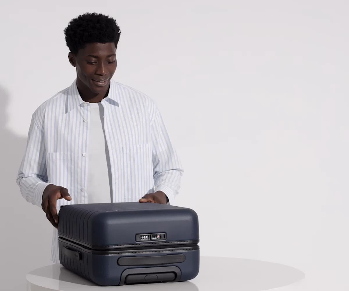 The Carry-On in Coast Blue (DTM)