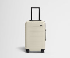 The Carry-On in Salt White