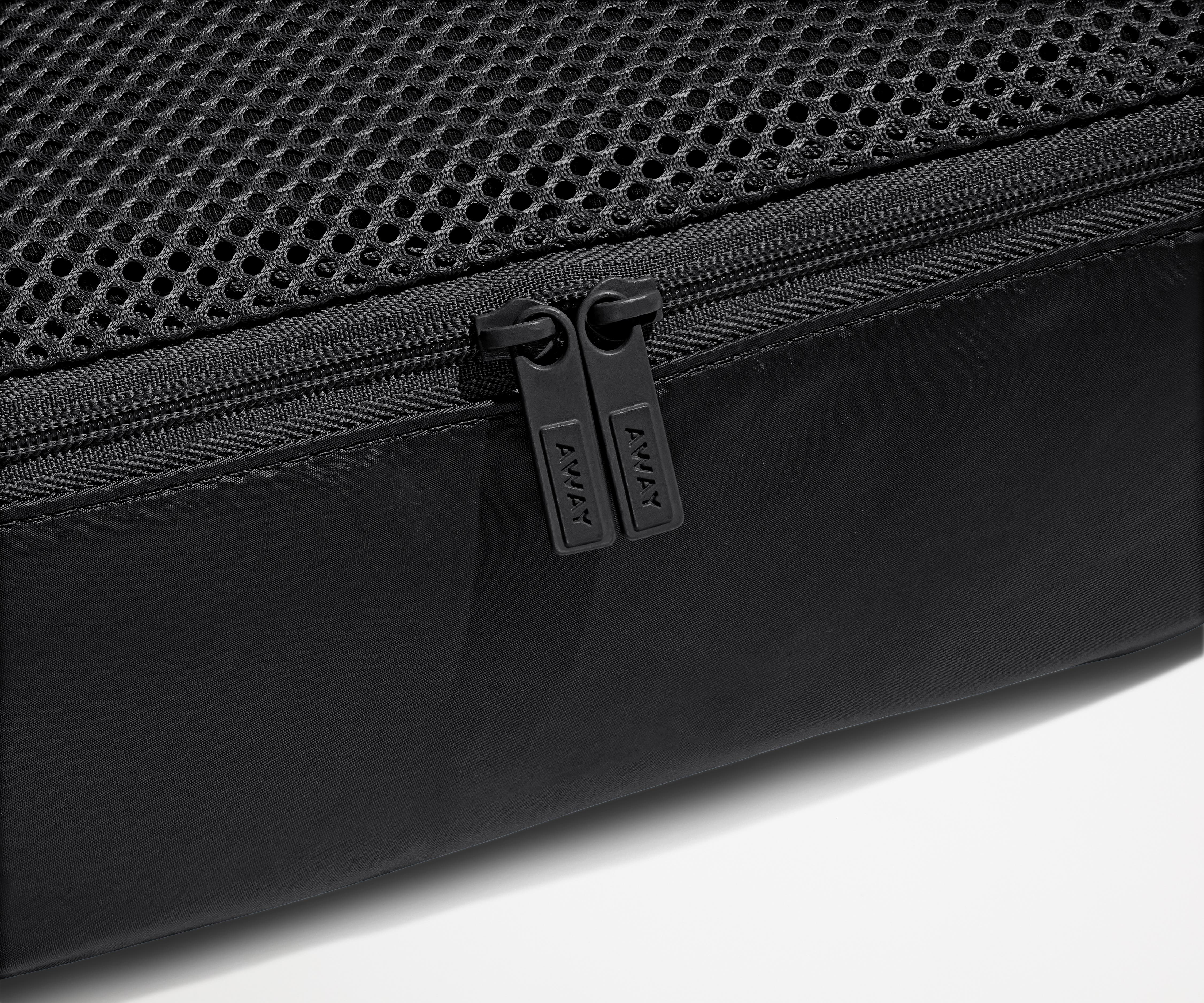The Insider Packing Cubes in Jet Black