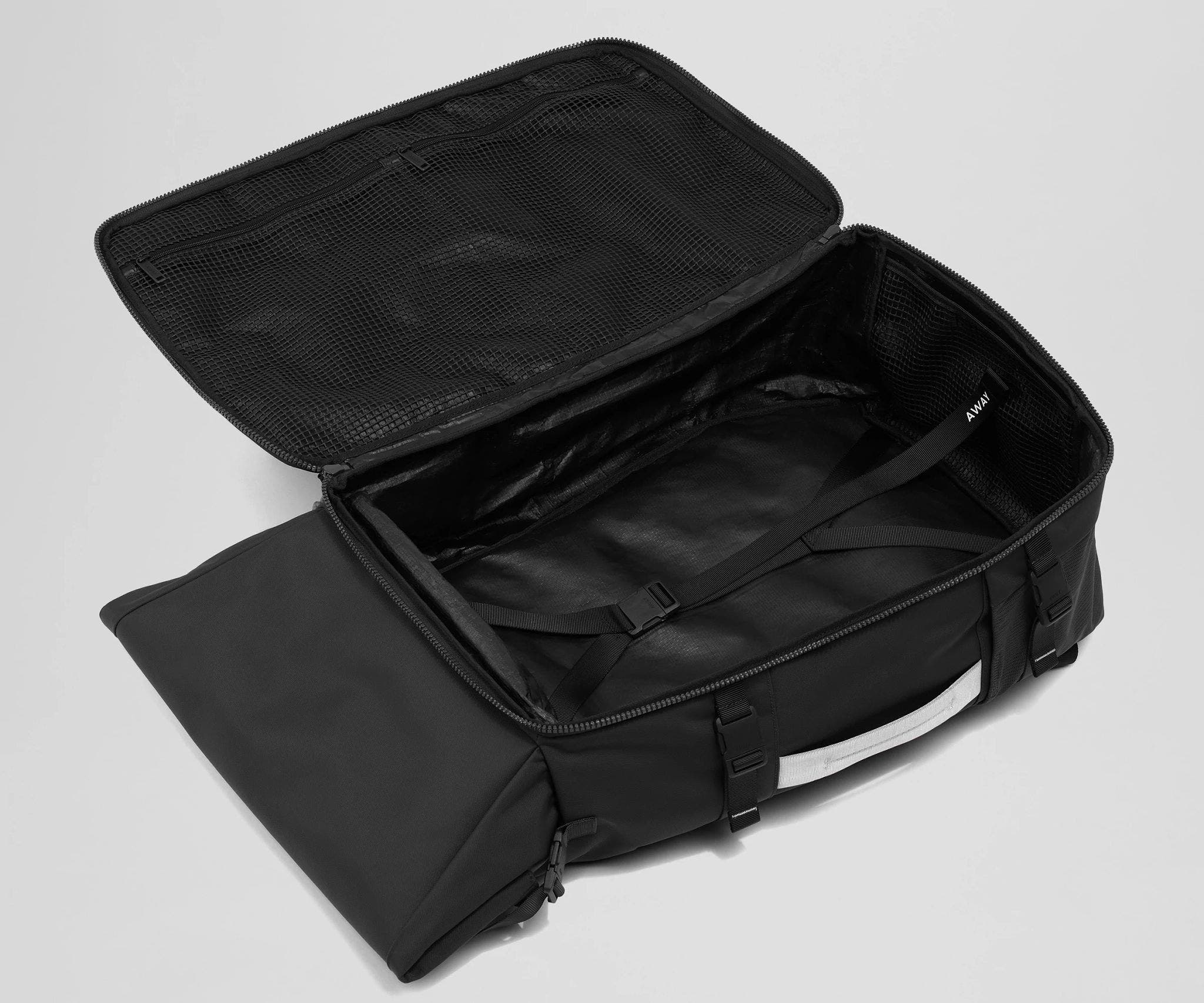 Carry-On Boot Bag 55L in Jet Black