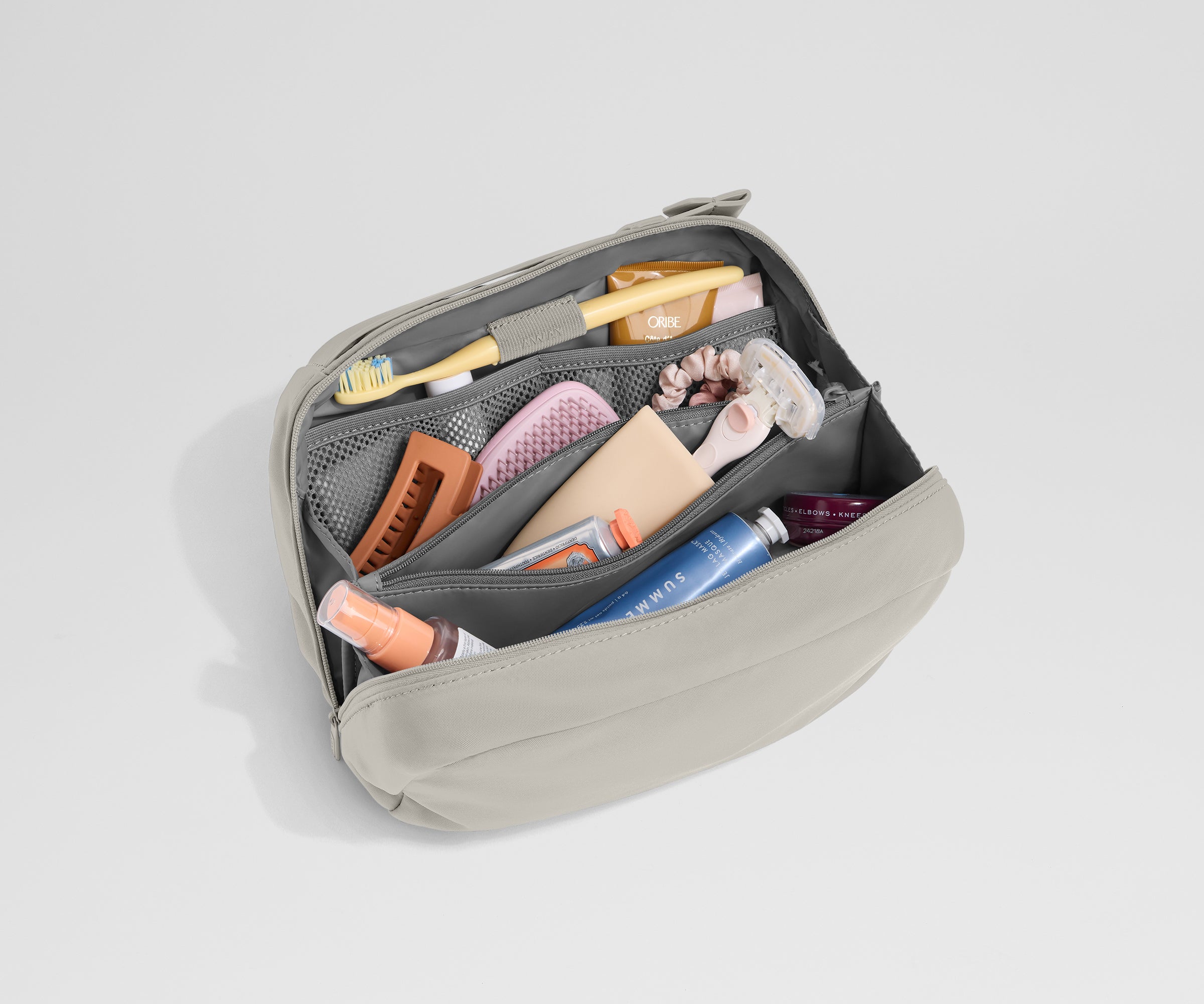 Large Toiletry Bag in Cloud Gray