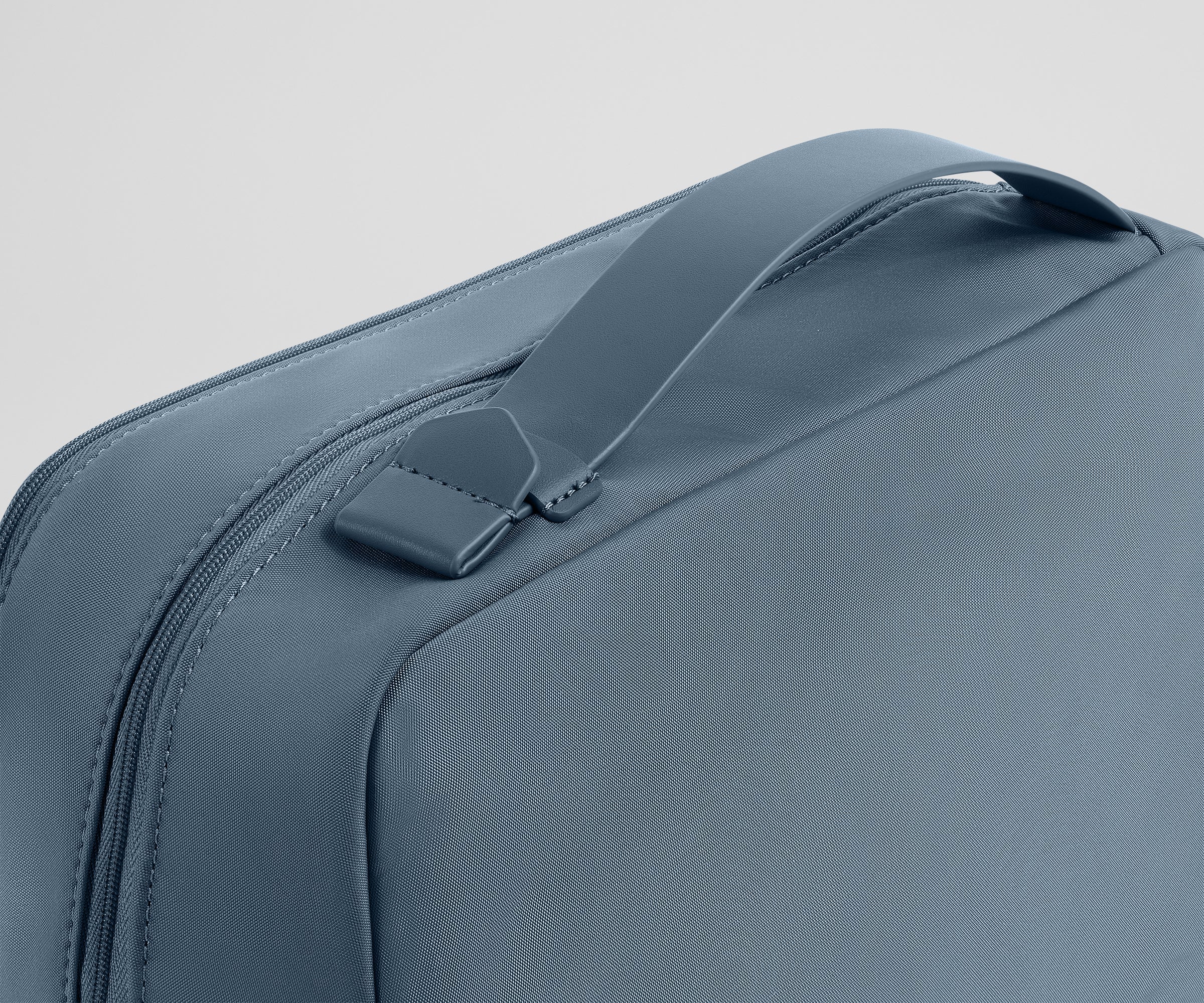 Extra Large Toiletry Bag in Coast Blue