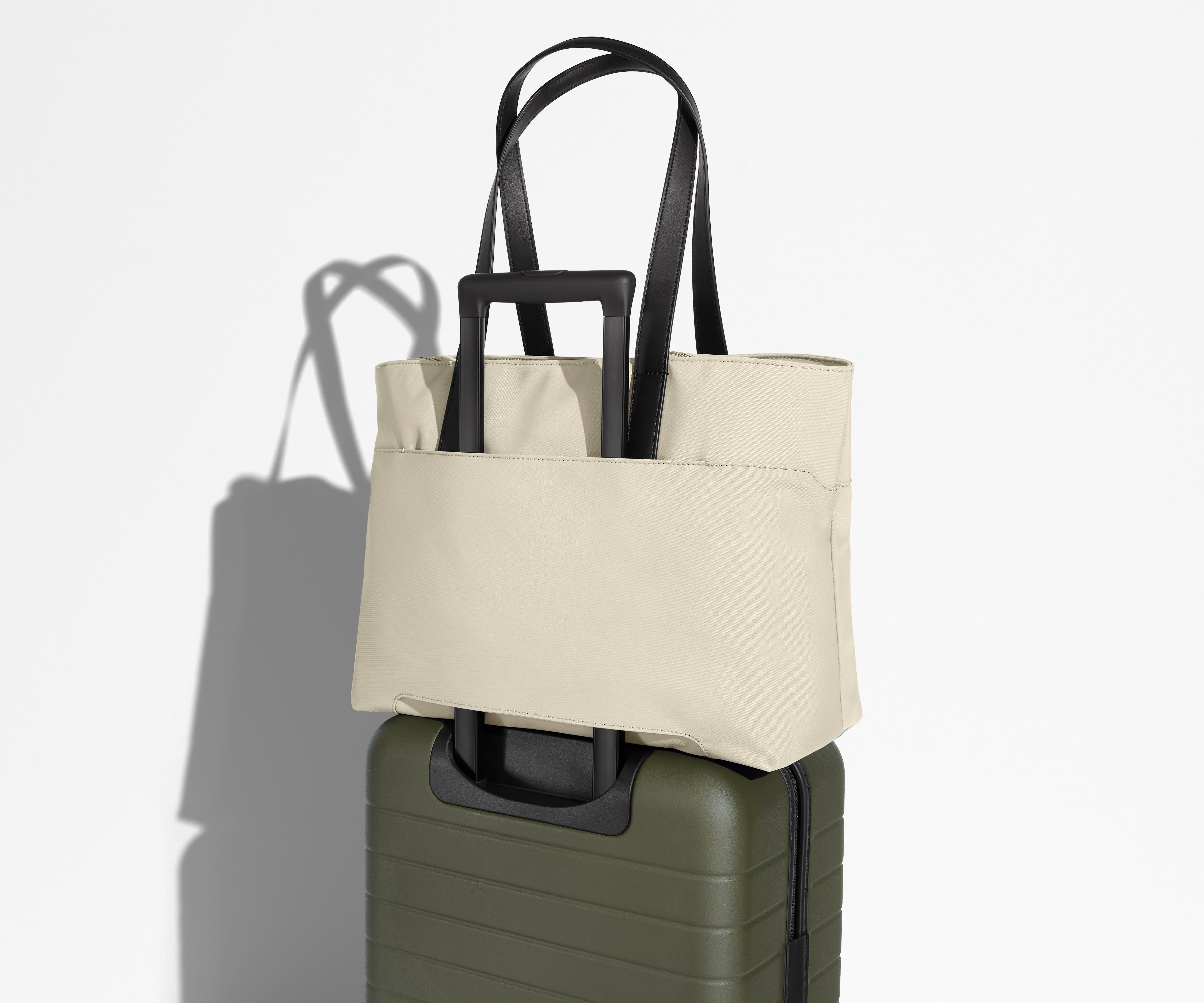 The Everywhere Tote in Salt White