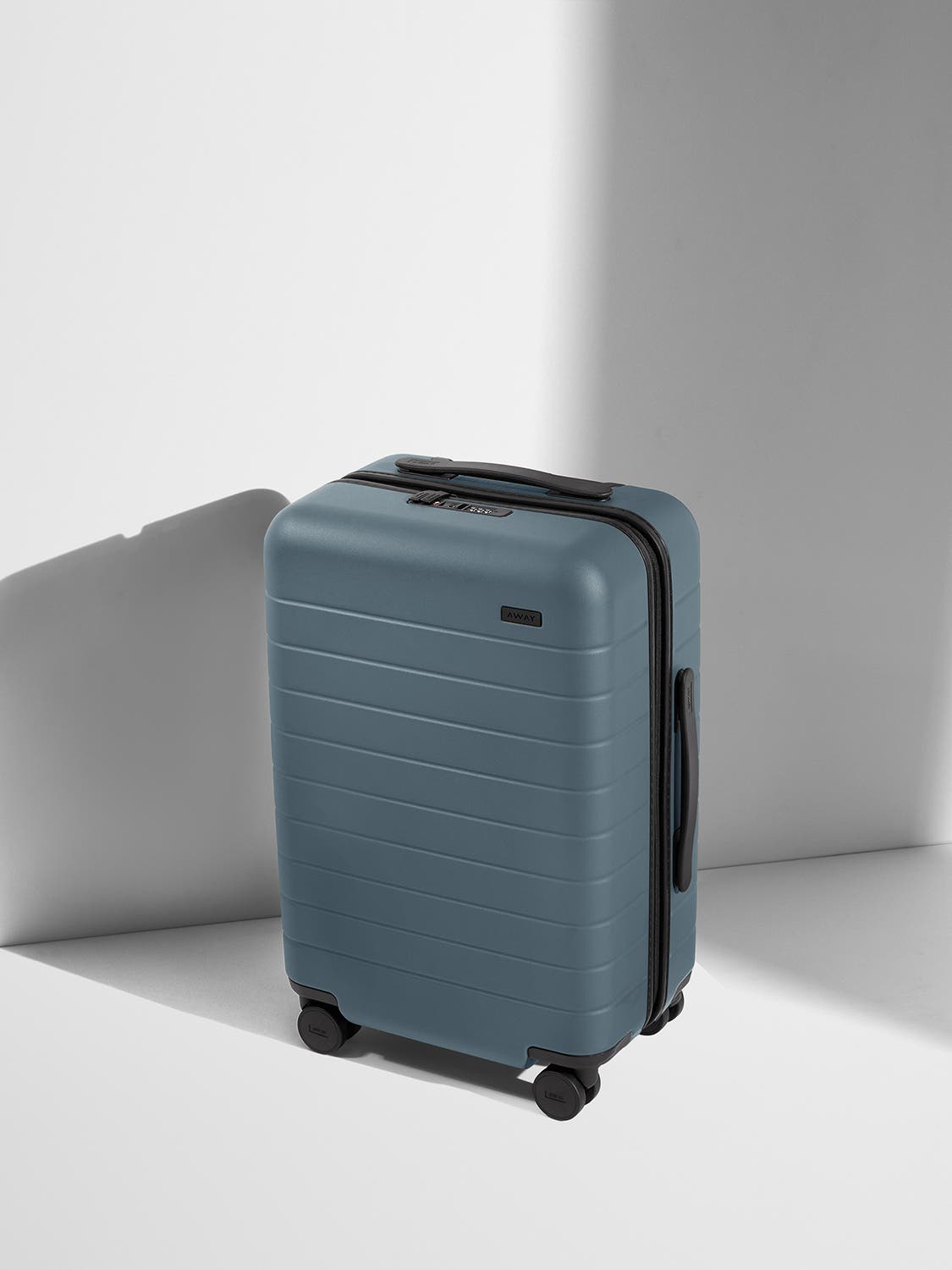 The Carry-On in Coast Blue (DTM)