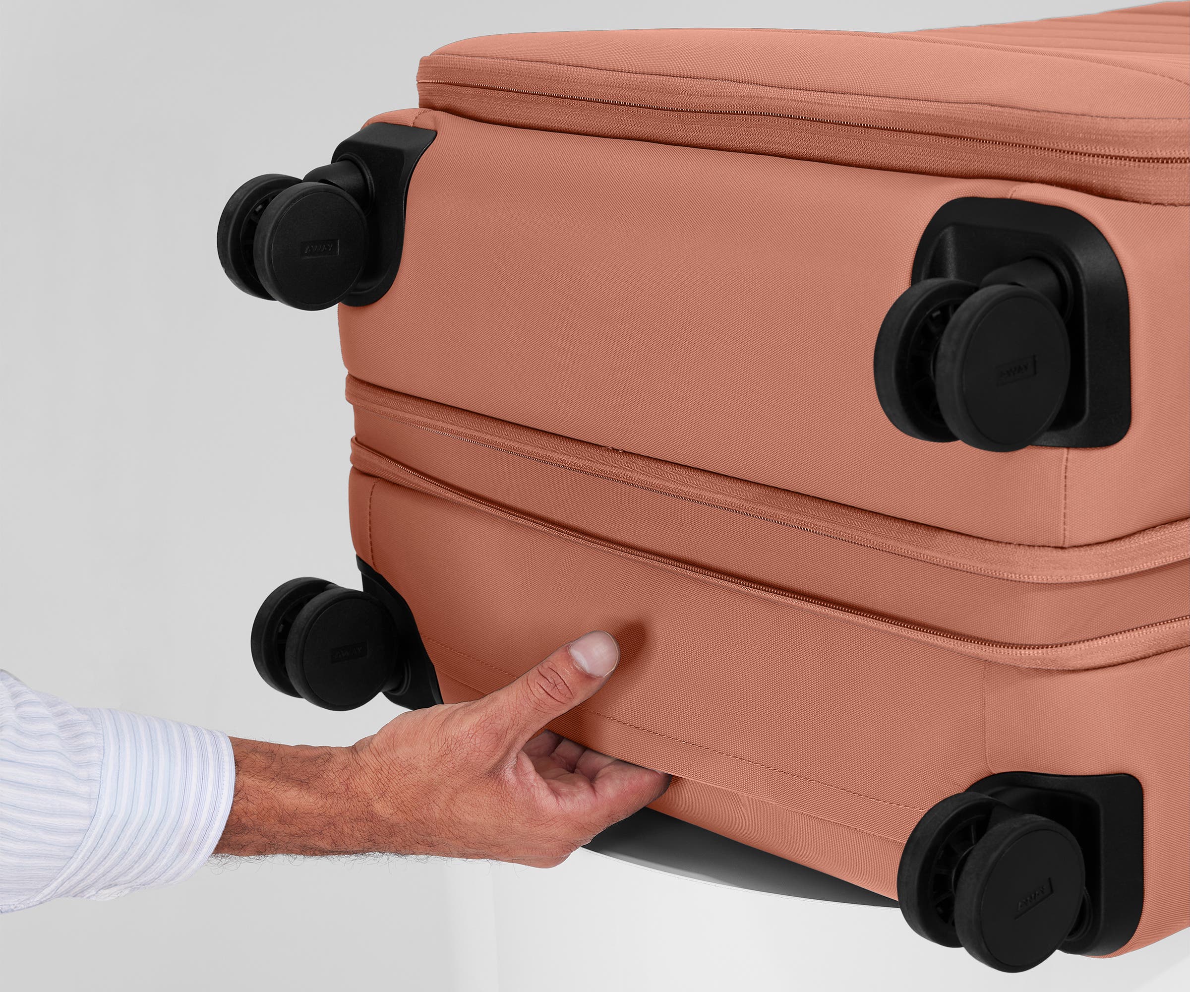 The Softside Large in Clay Pink