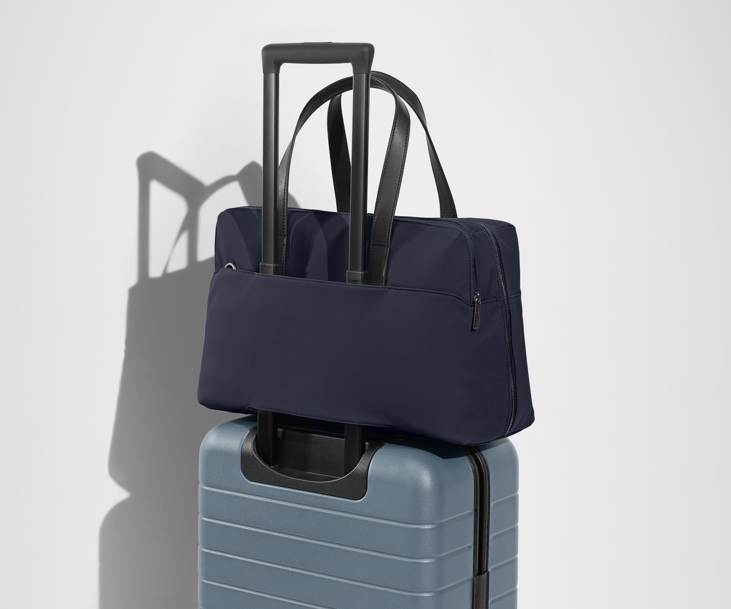 The Everywhere Bag in Navy Blue